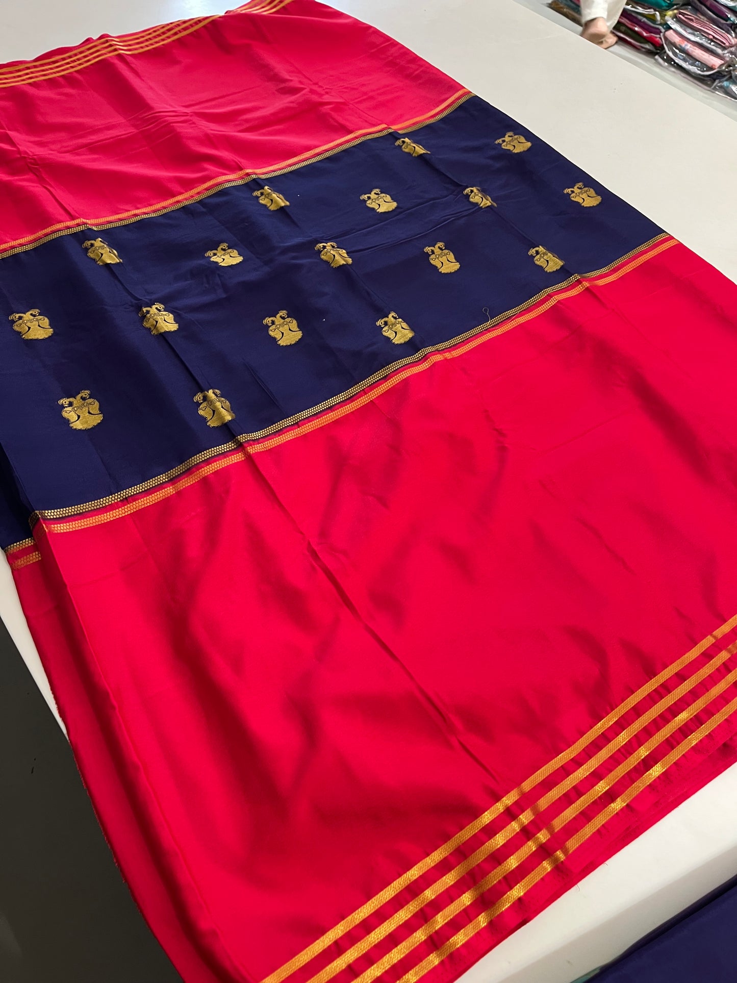 Vajra Silk Super Flowly