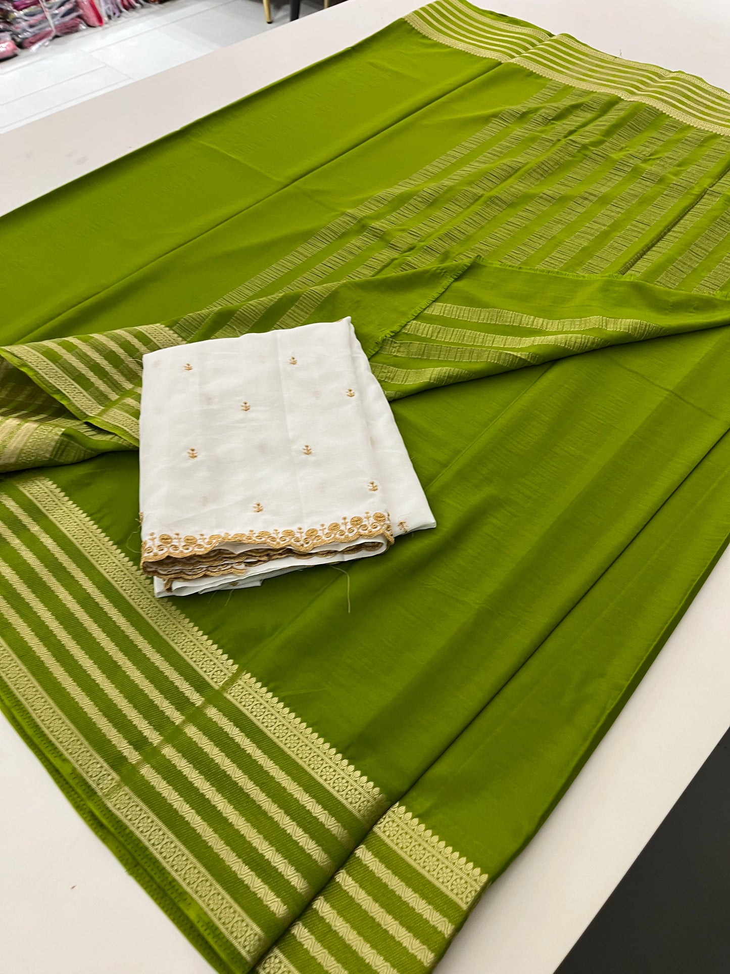 Premium Crepe Fancy