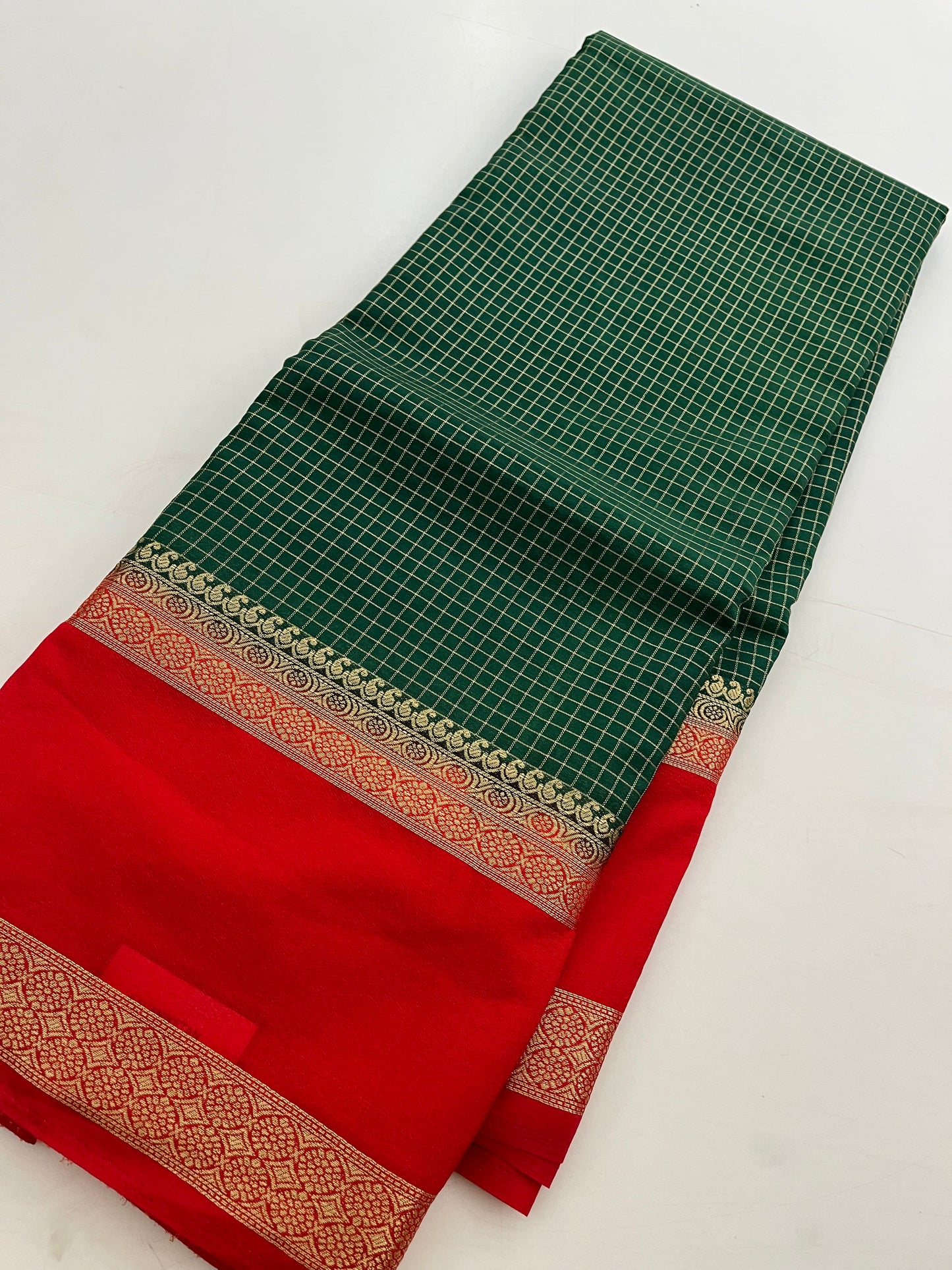 Crepe Small Checks Bentex Border
