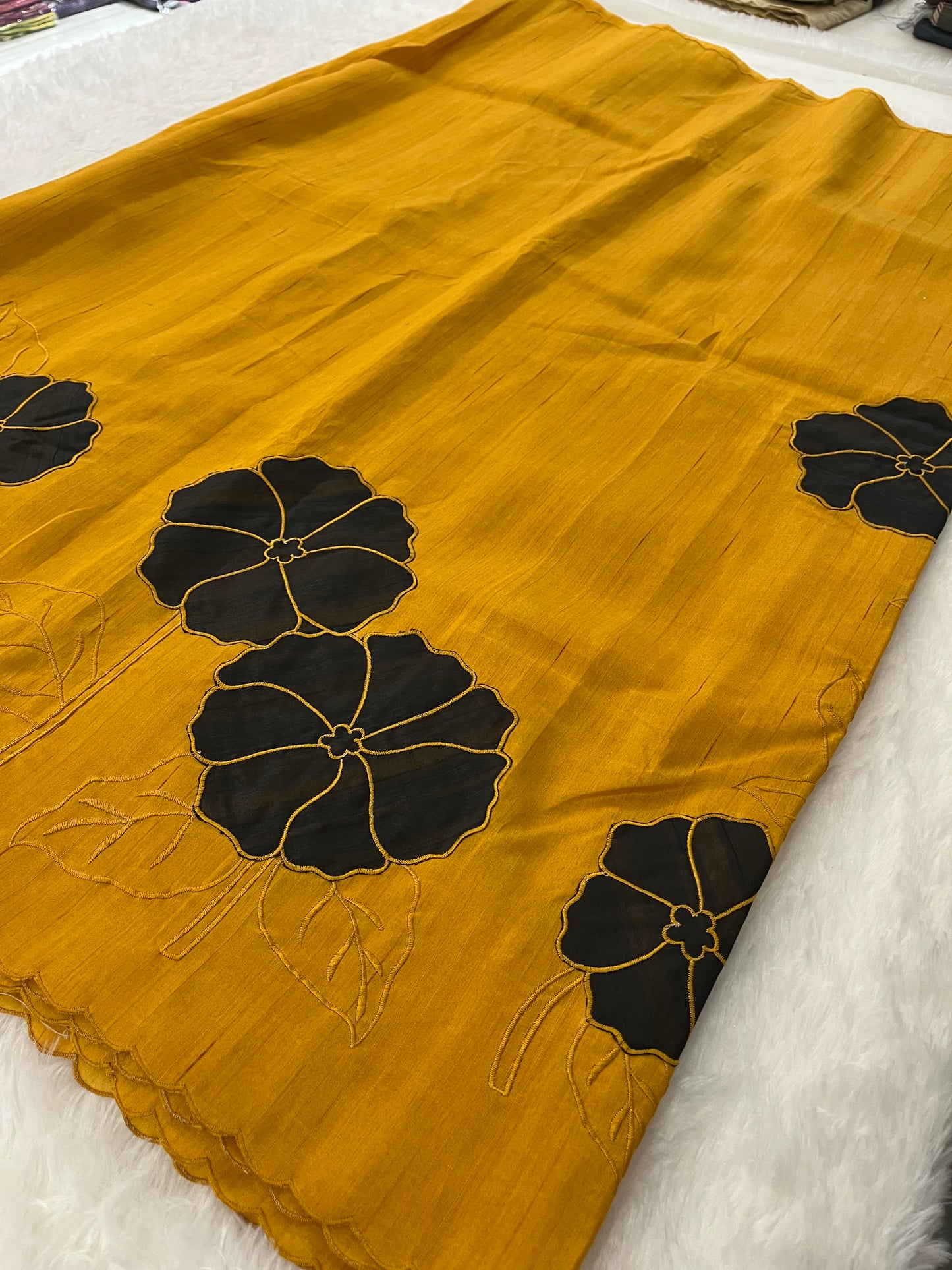 Tussar Appliqué J31