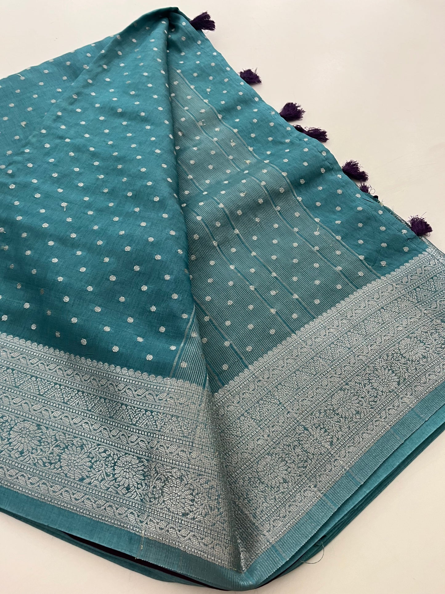Banarasi Silver Butties