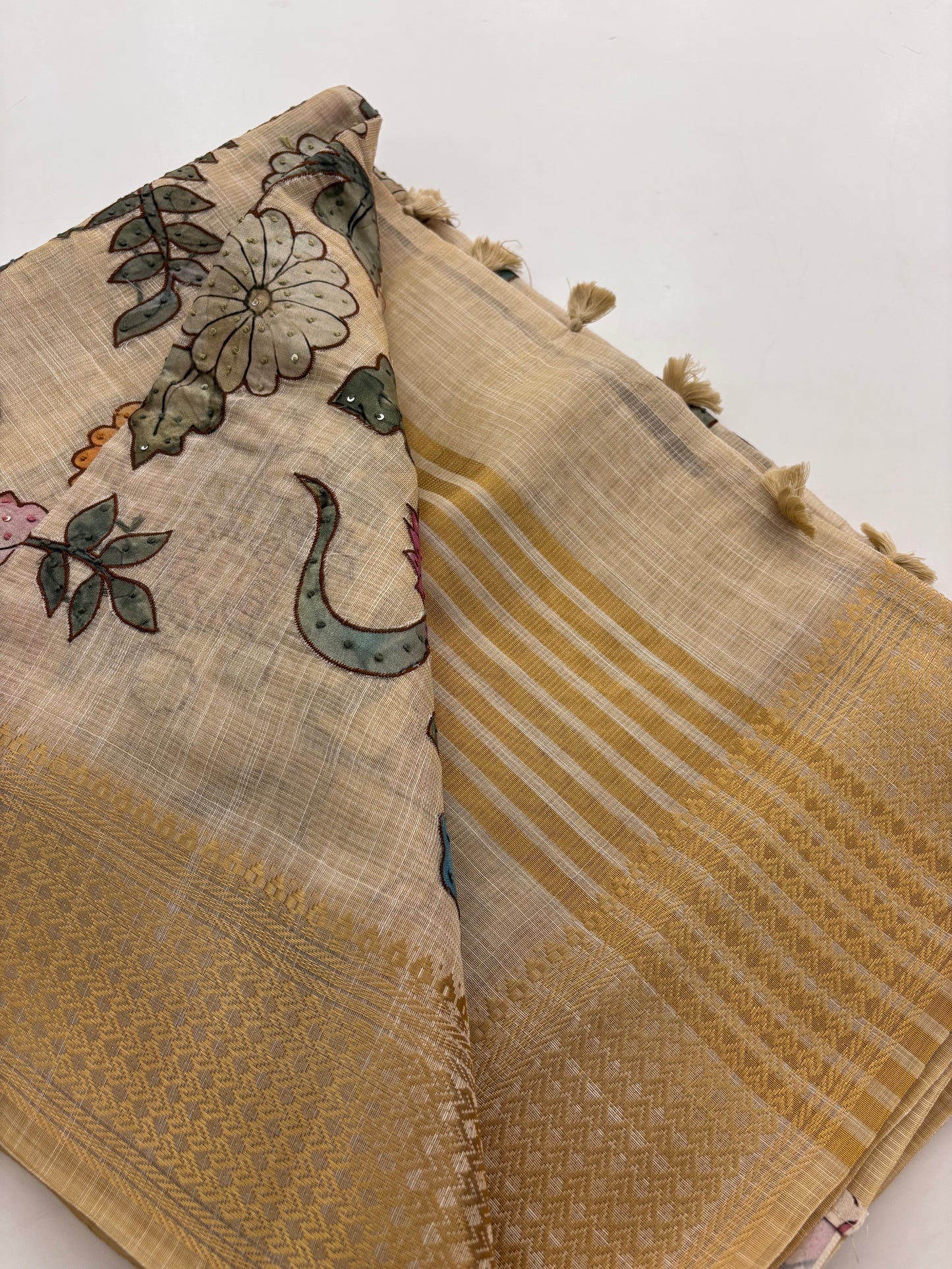 Knot work cotton designer