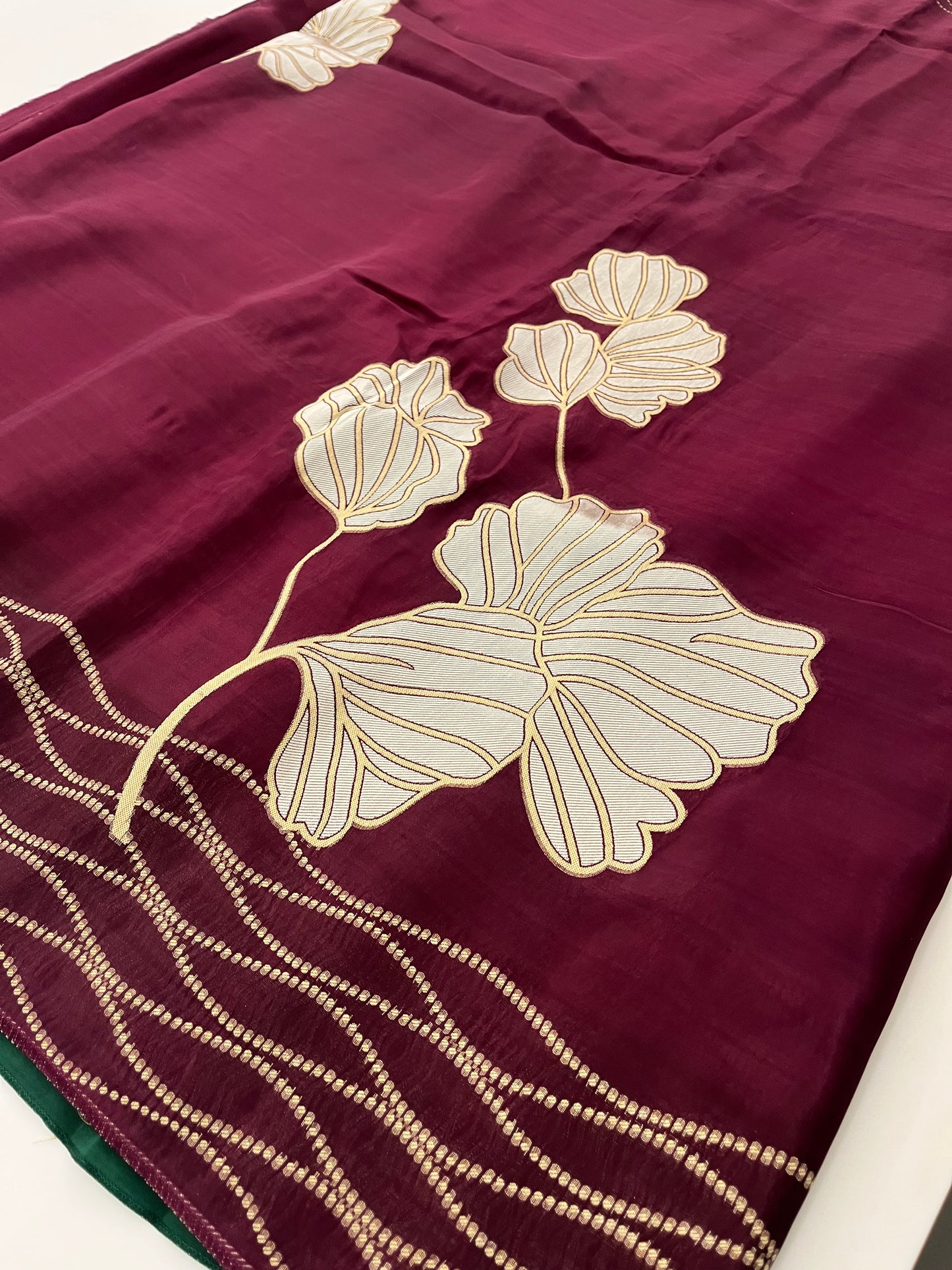 Chinnon Silk Premium Lily Green x Red-1121