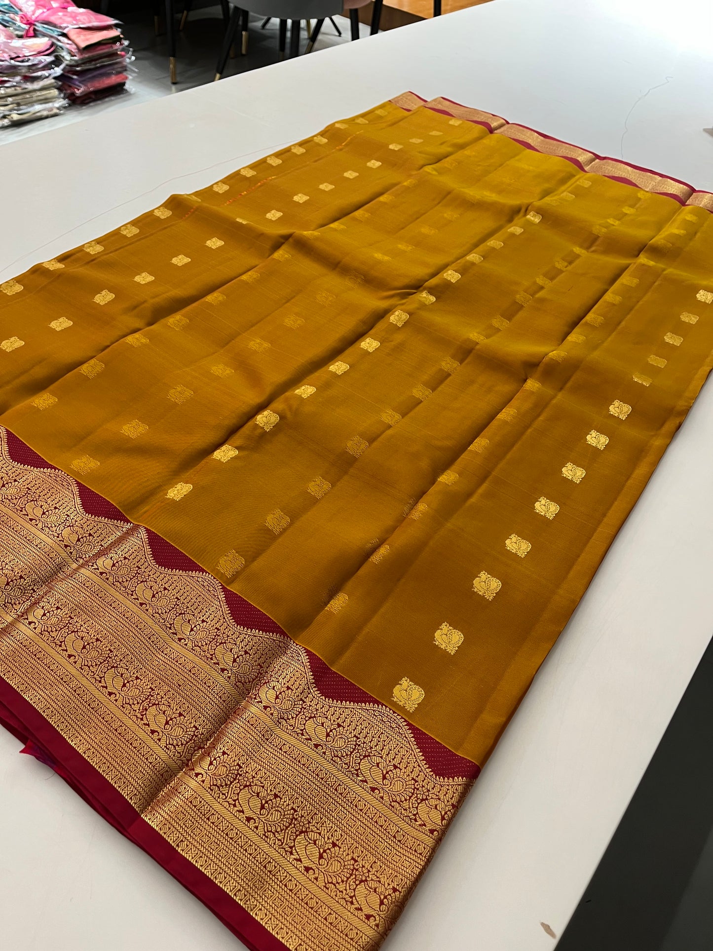 Kanchi Pattu Silk Saree