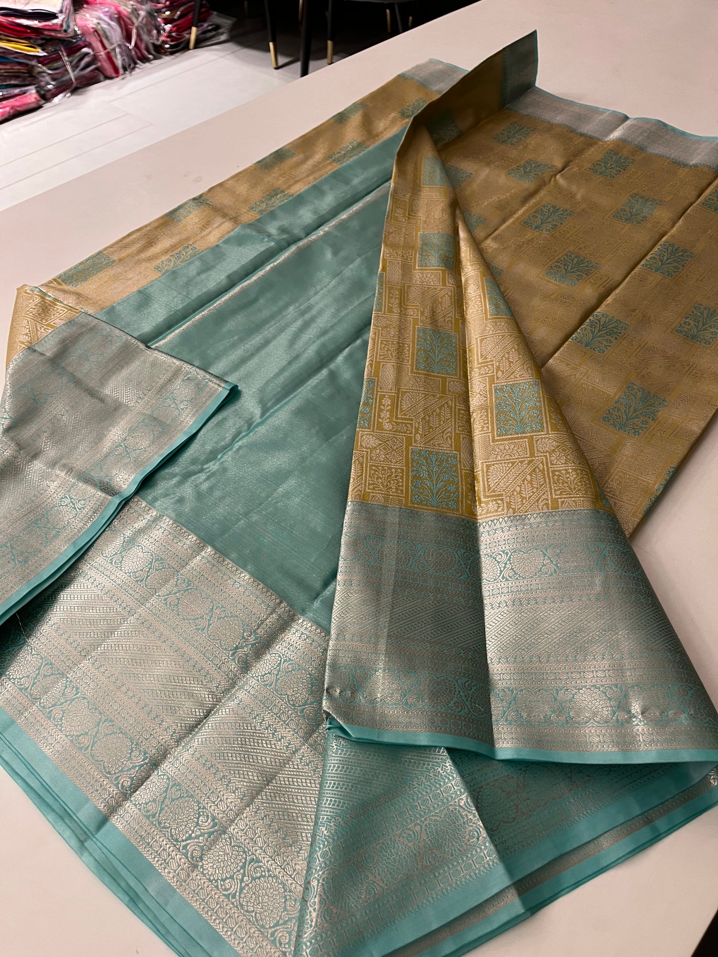 Tissue kanchi semi silk