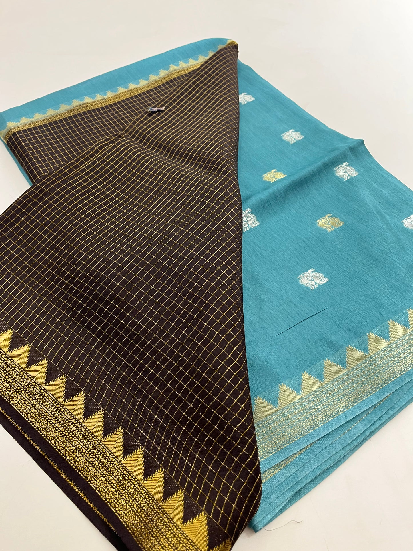 Banarsi Viscose Crape Fancy