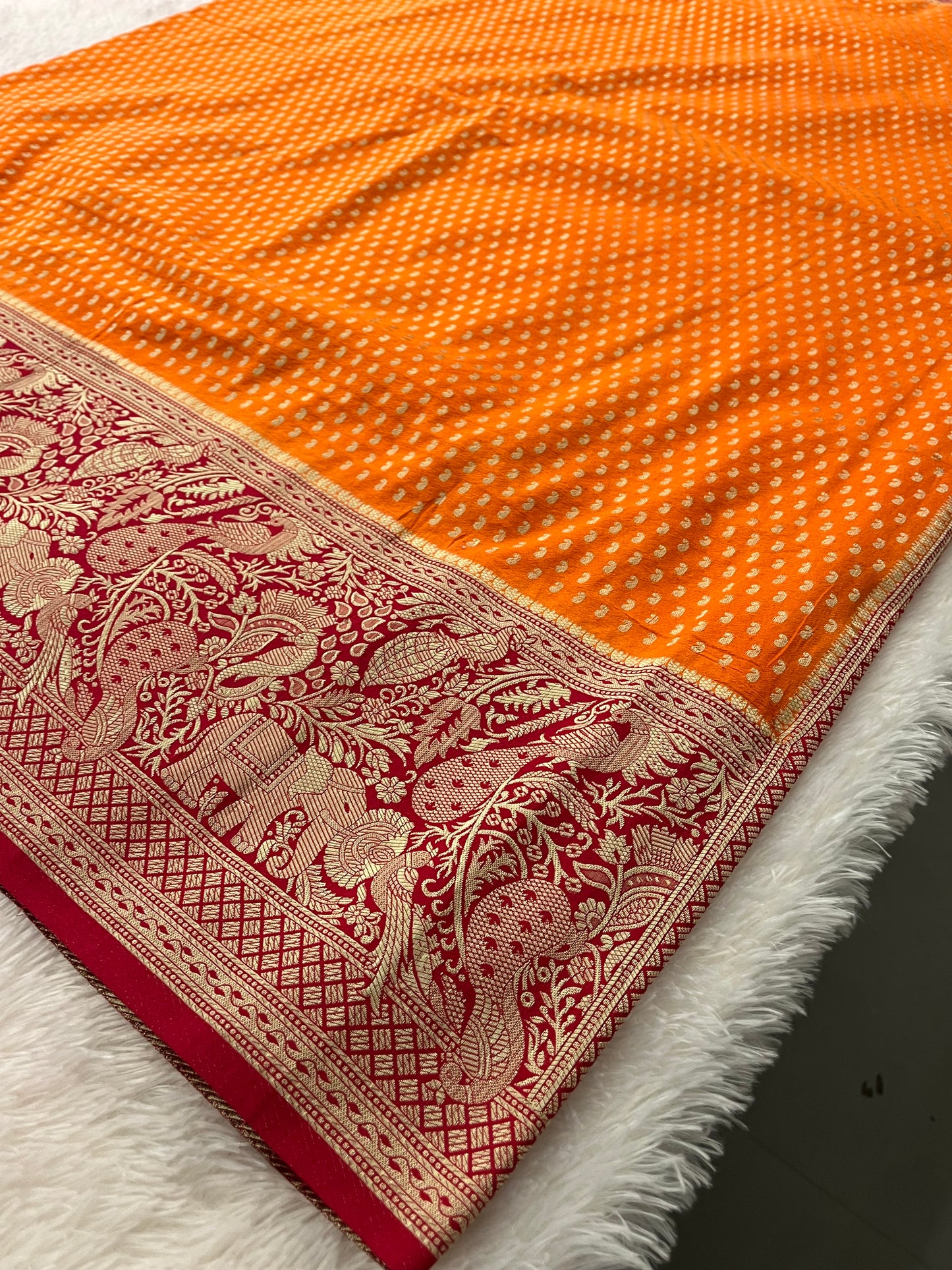 Kaddi Banarsi Small Butties Fancy