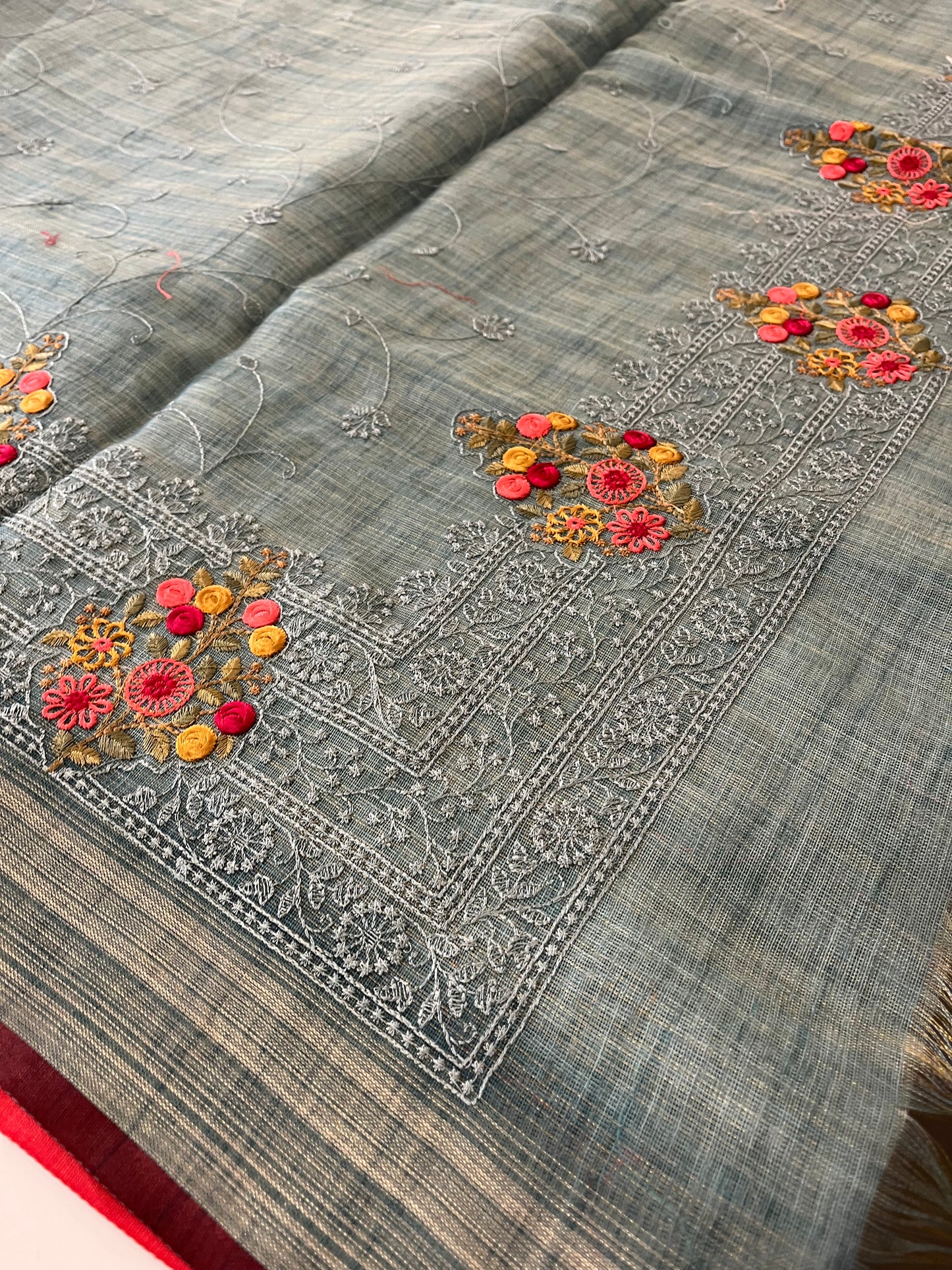 Designer linen Fancy Embroidery Buttas