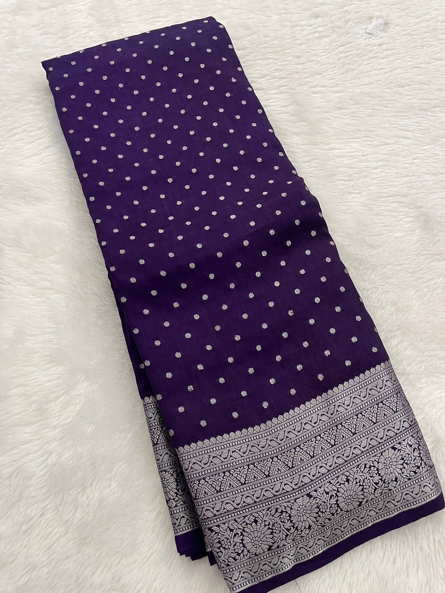M7 Silver Dots kaddi fancy