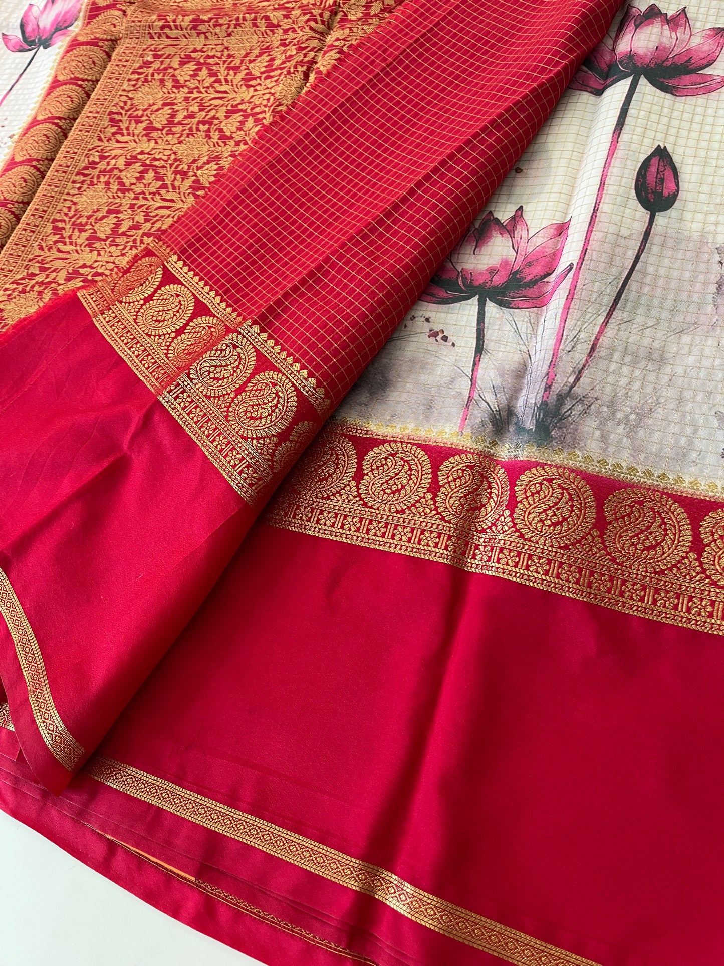 Designer crape fancy