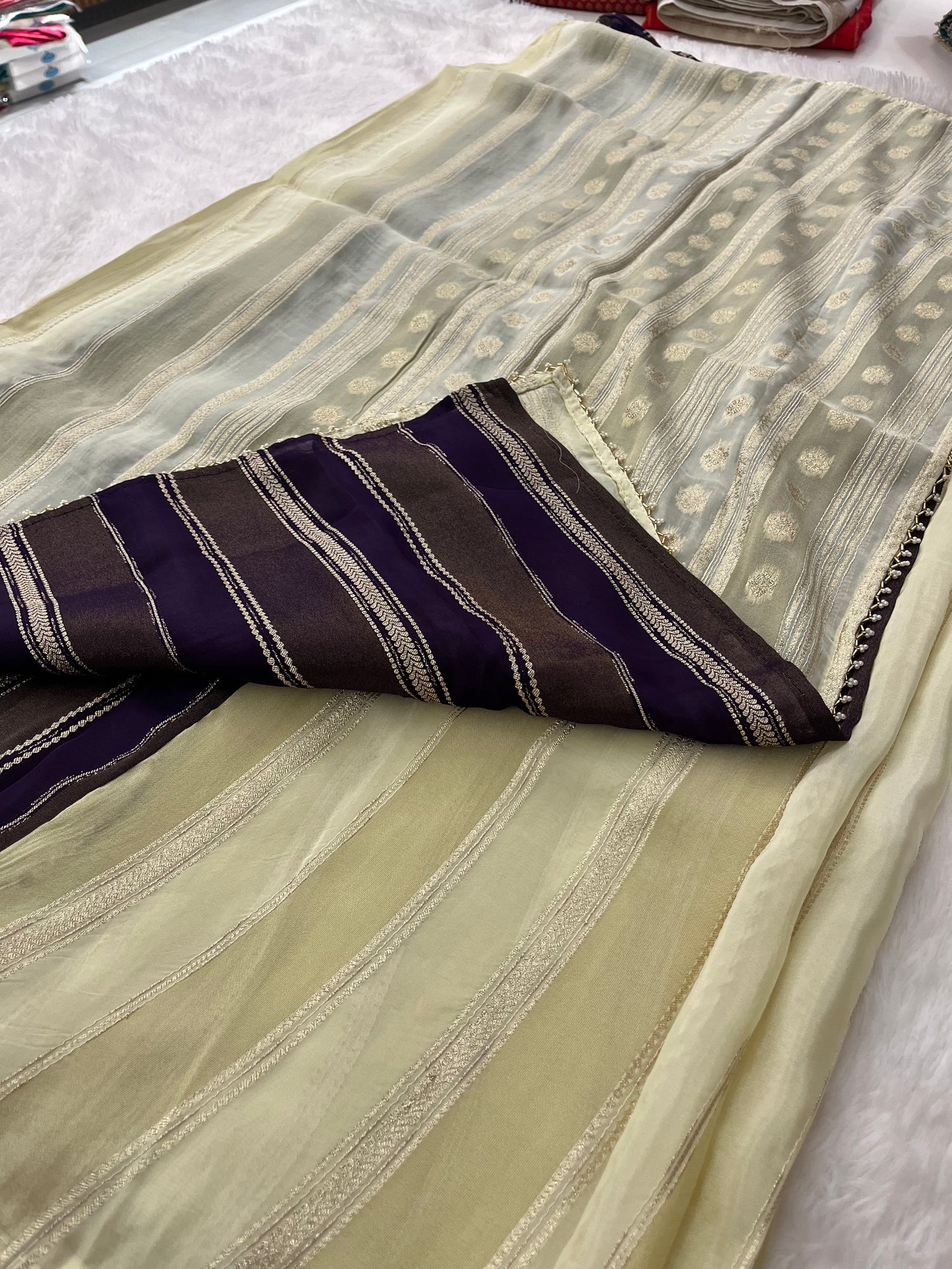 Cut Dana Designer Chinnon Fancy- F16