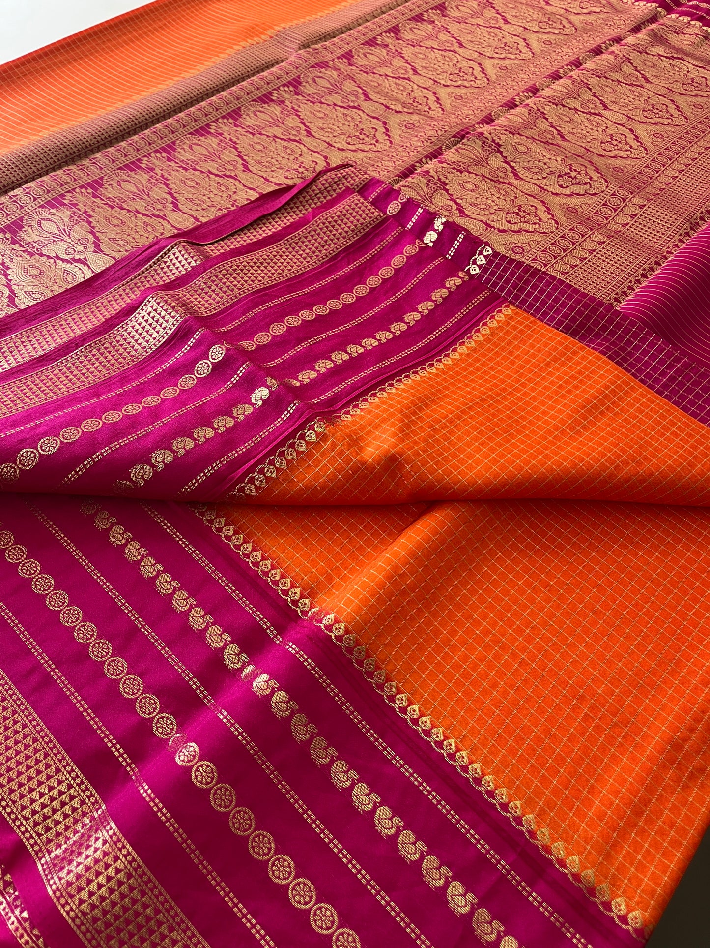 Crape Banarasi Checks Contrast