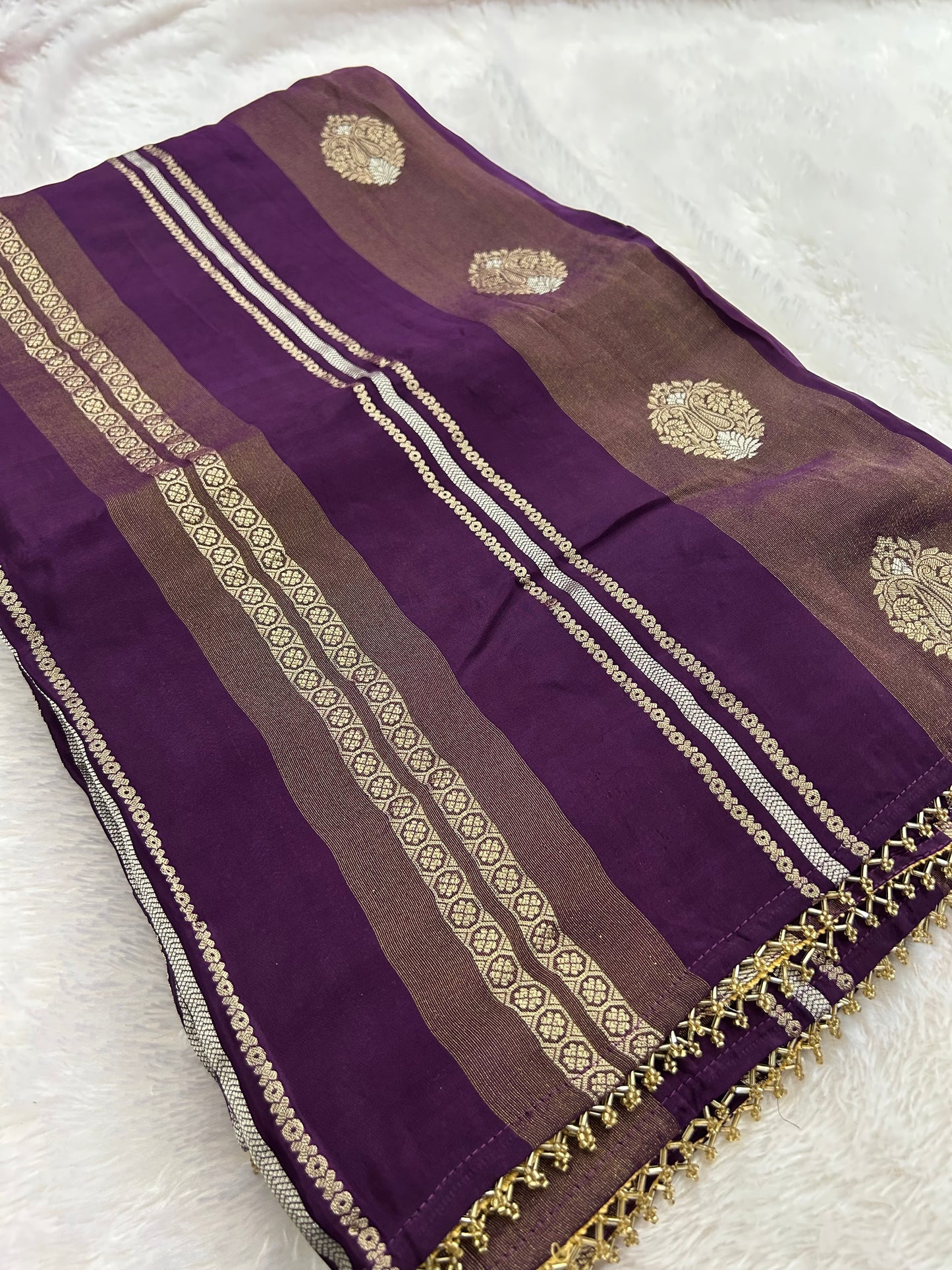 Chinnon Designer
