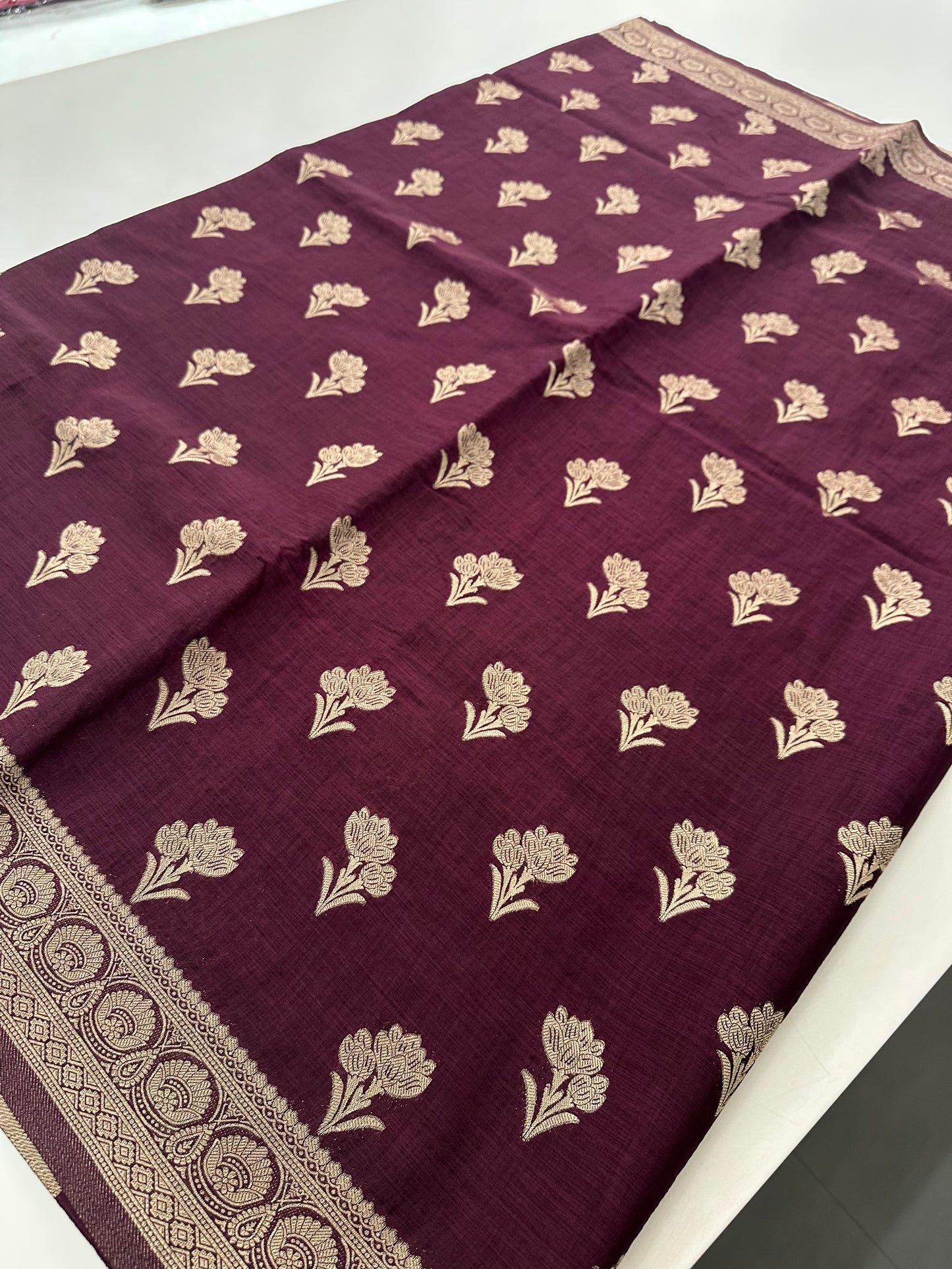 Linen Fancy Heritage-J6