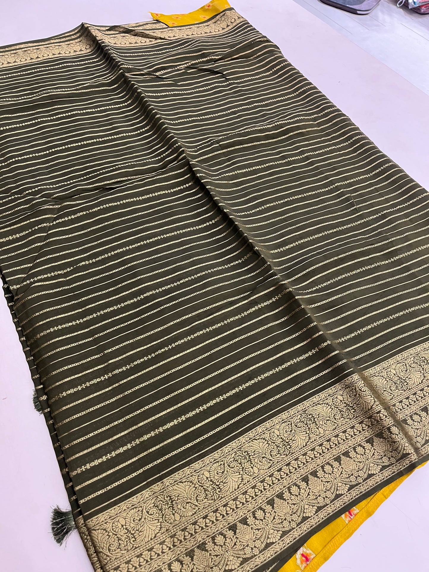 MA15 Banarasi crape