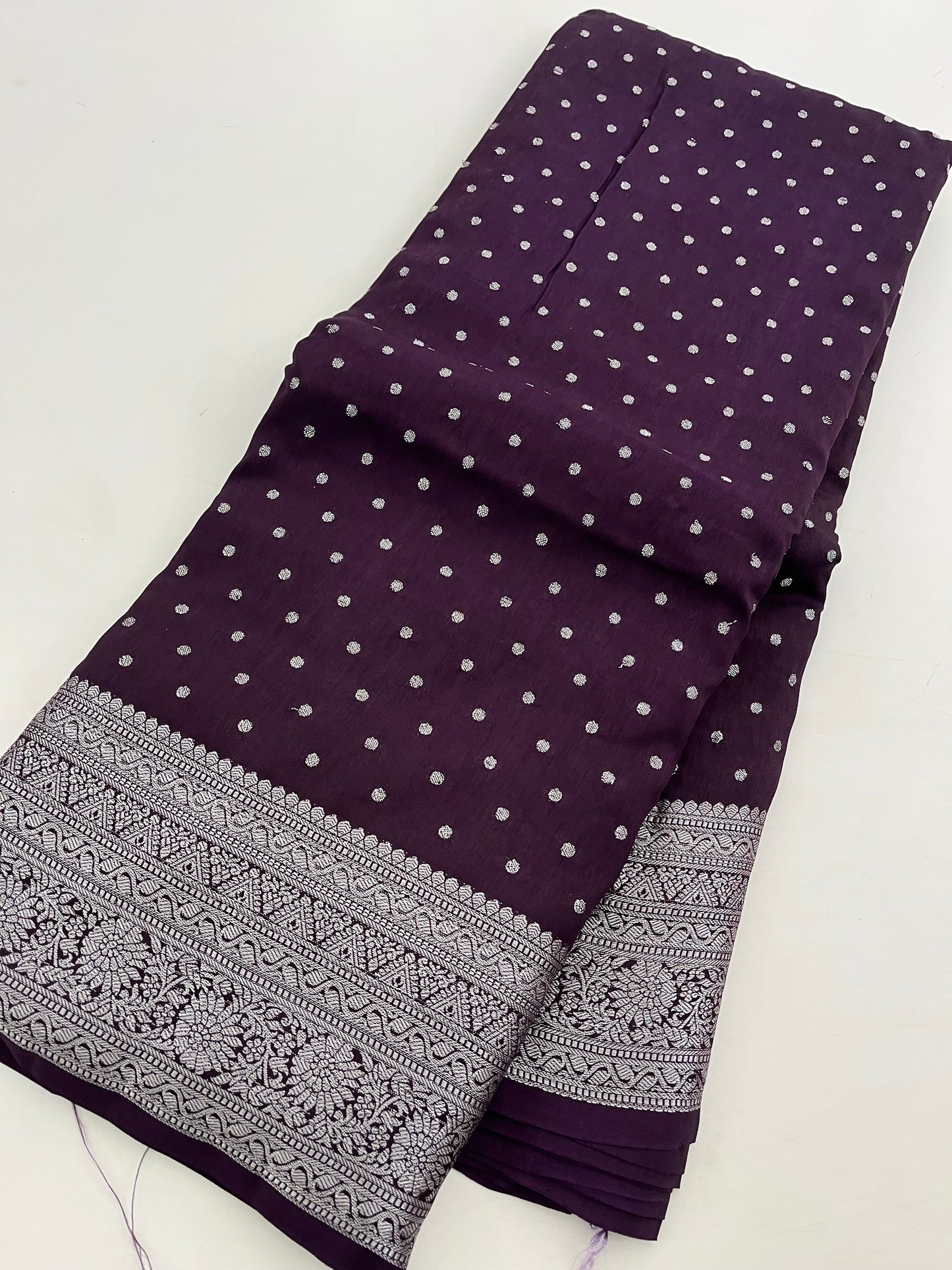 Ju9 Banarasi Crepe Silver