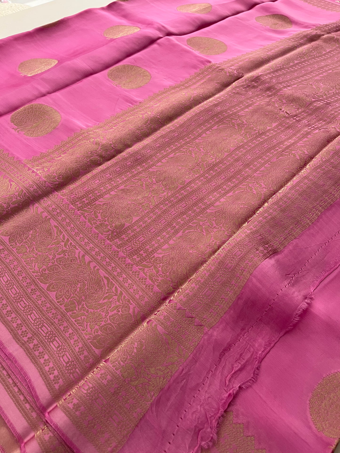 AP14 Satin Banarasi