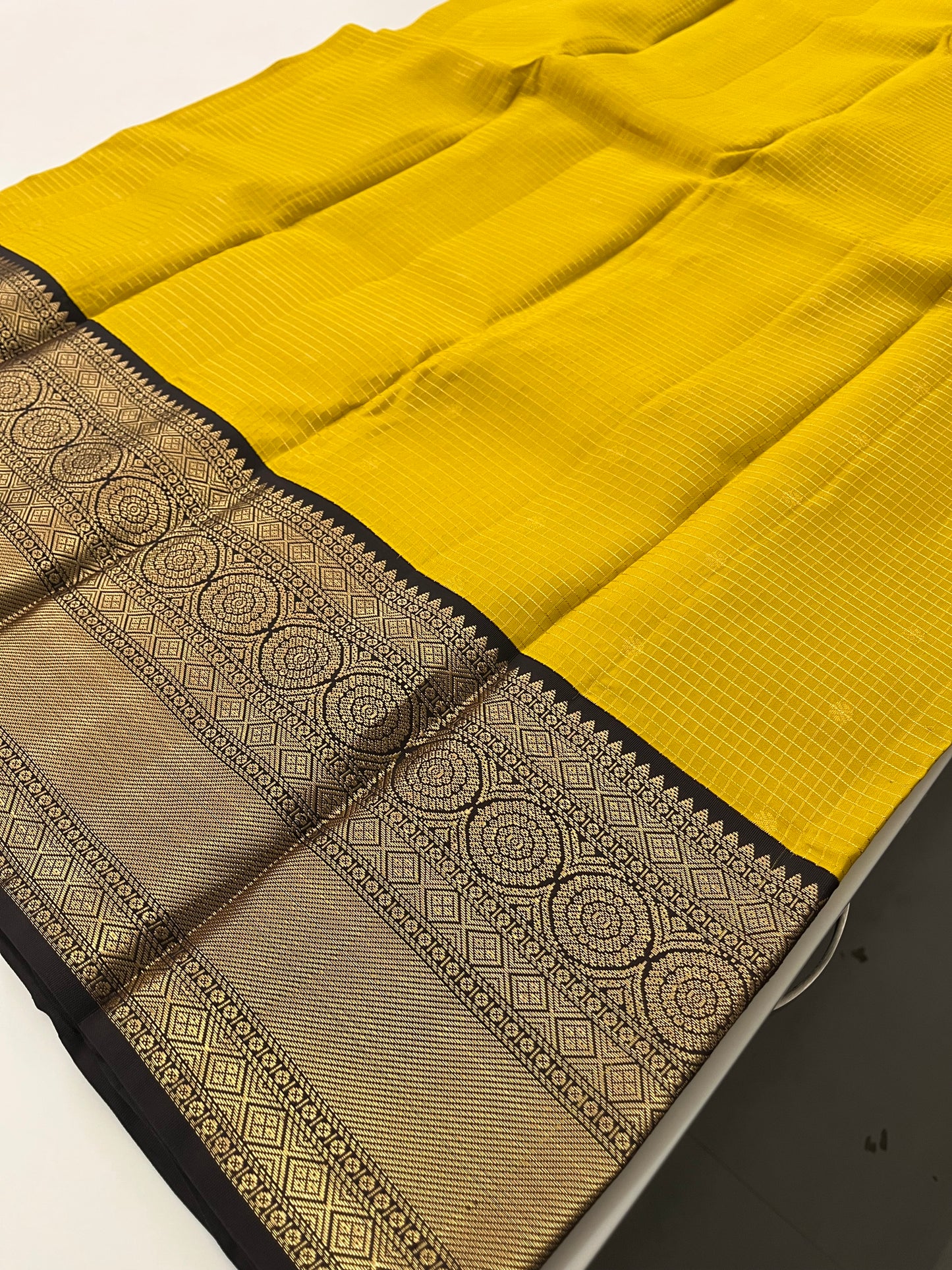 Pure Kanchipuram silk saree with silk mark certified
