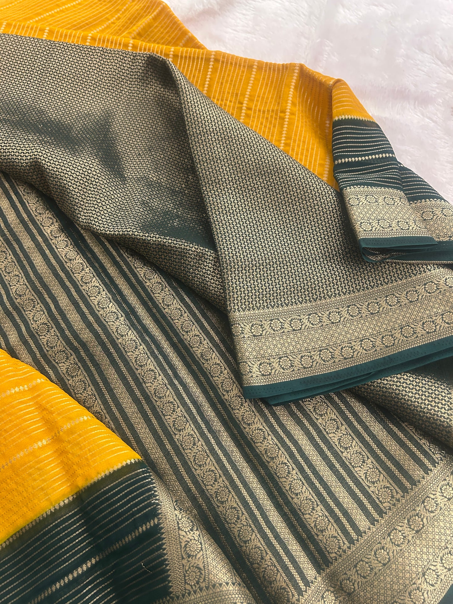 Striped Contrast Semi Mysore Silk