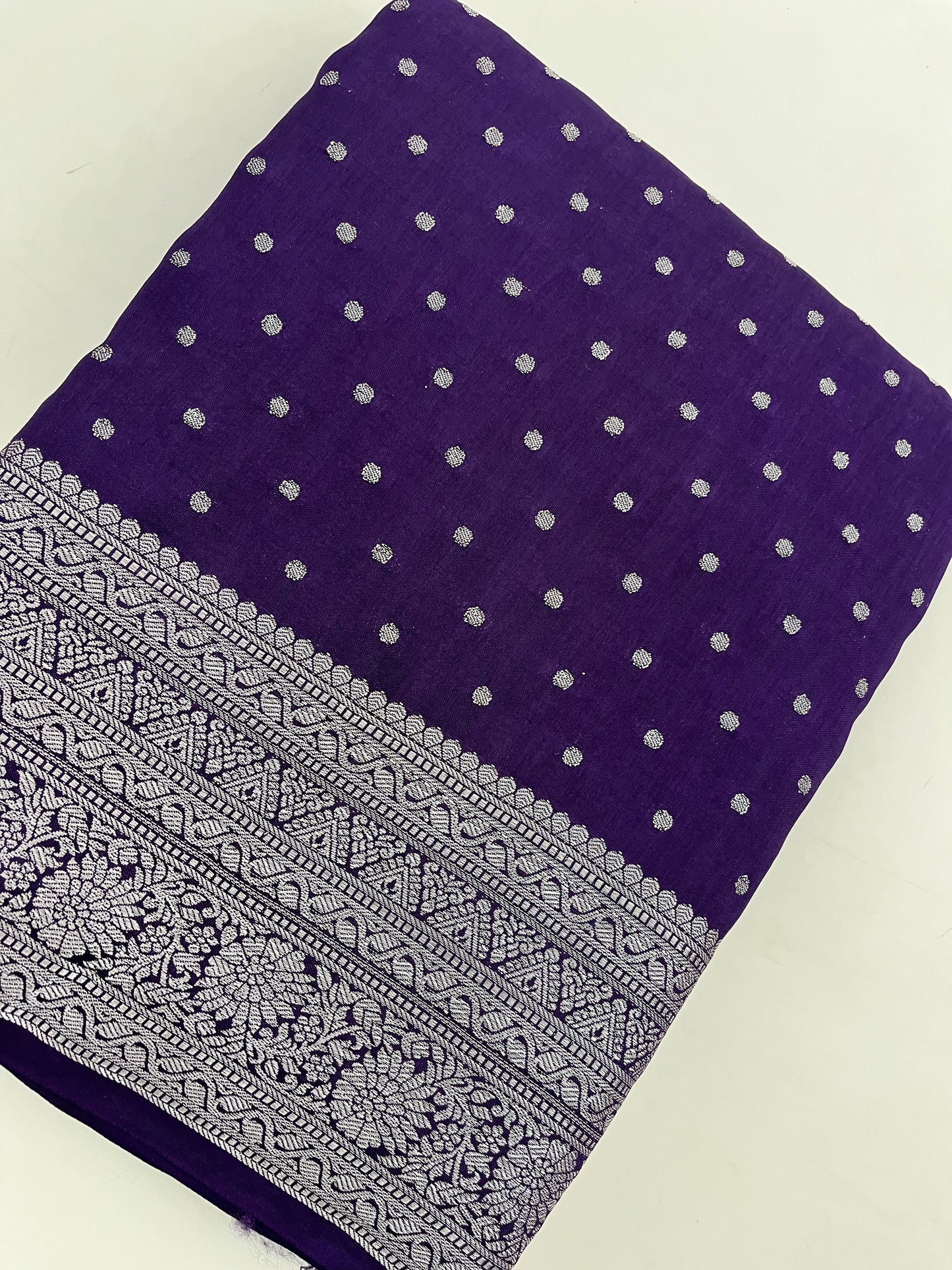 Ju9 Banarasi Crepe Silver