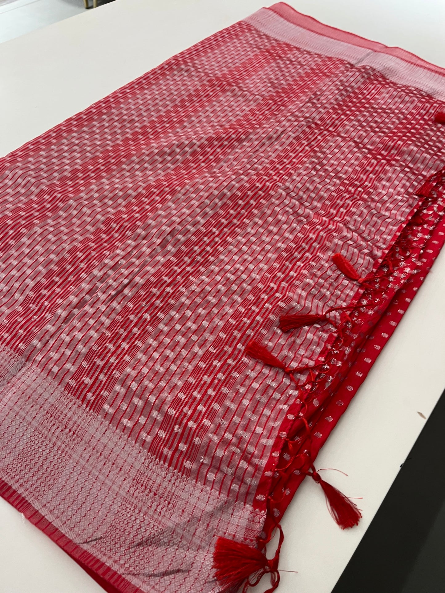 Dola Silk Silver Butties