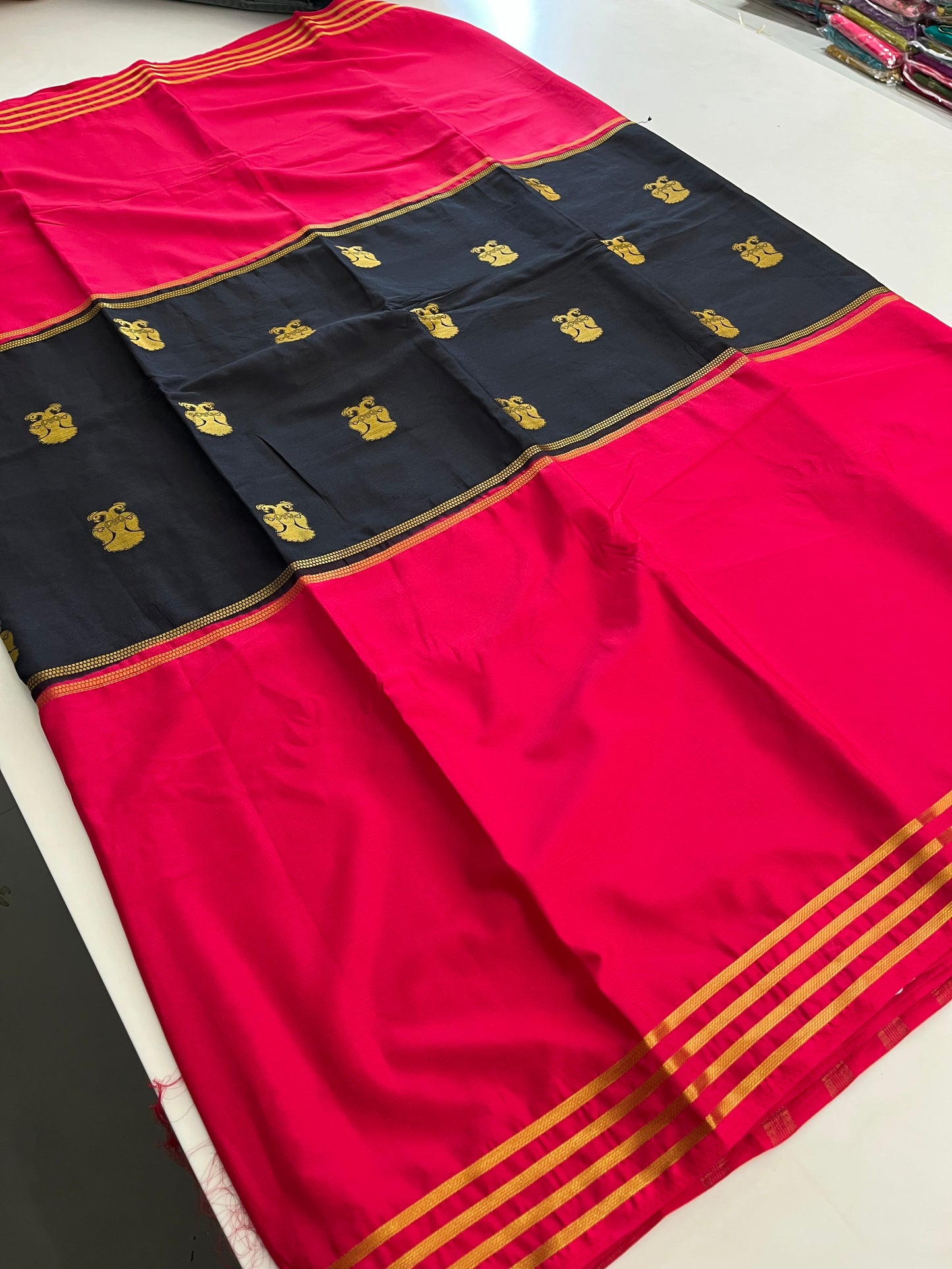 Vajra Silk Super Flowly