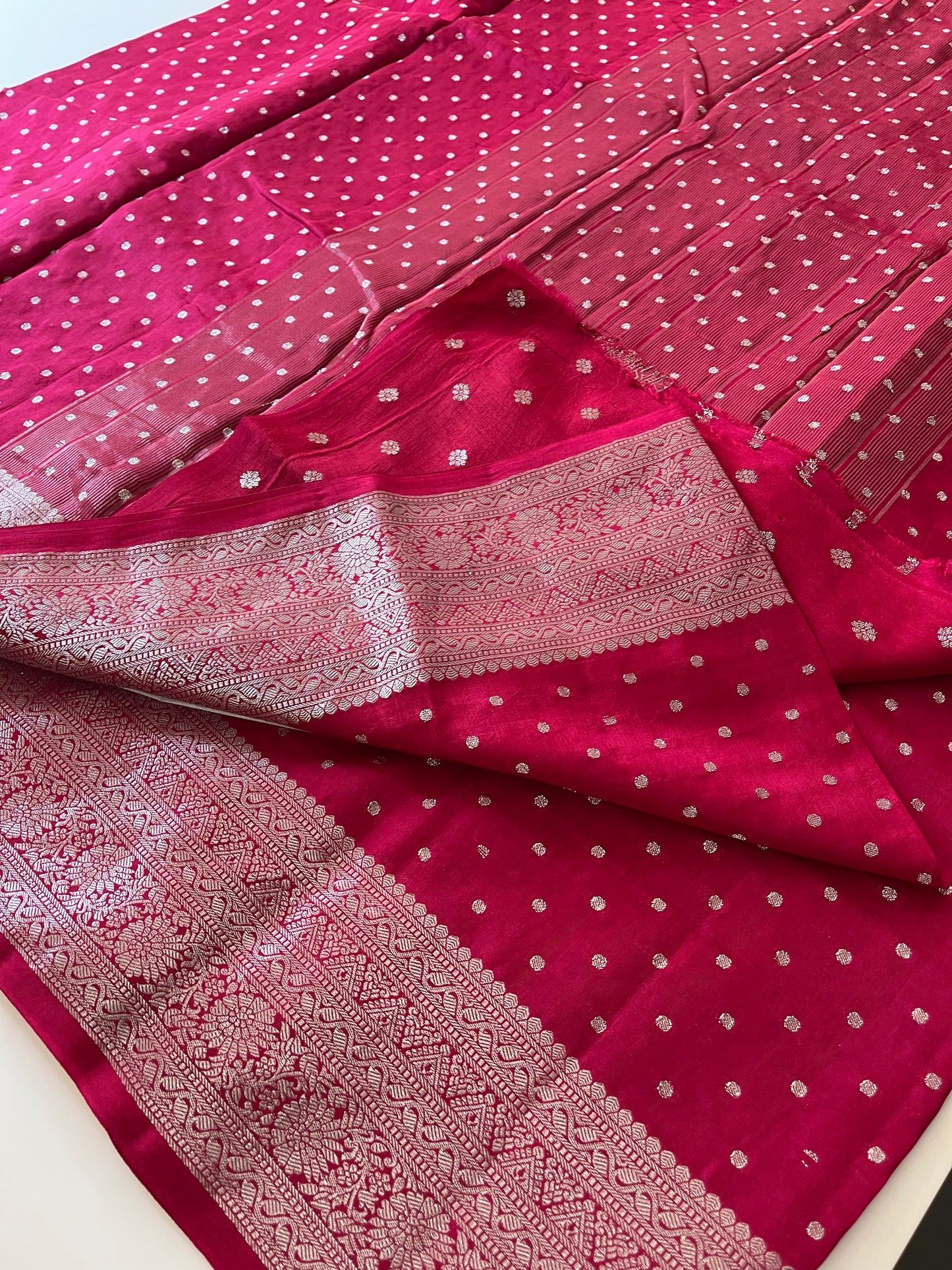 Silver Butties Banarasi Viscose