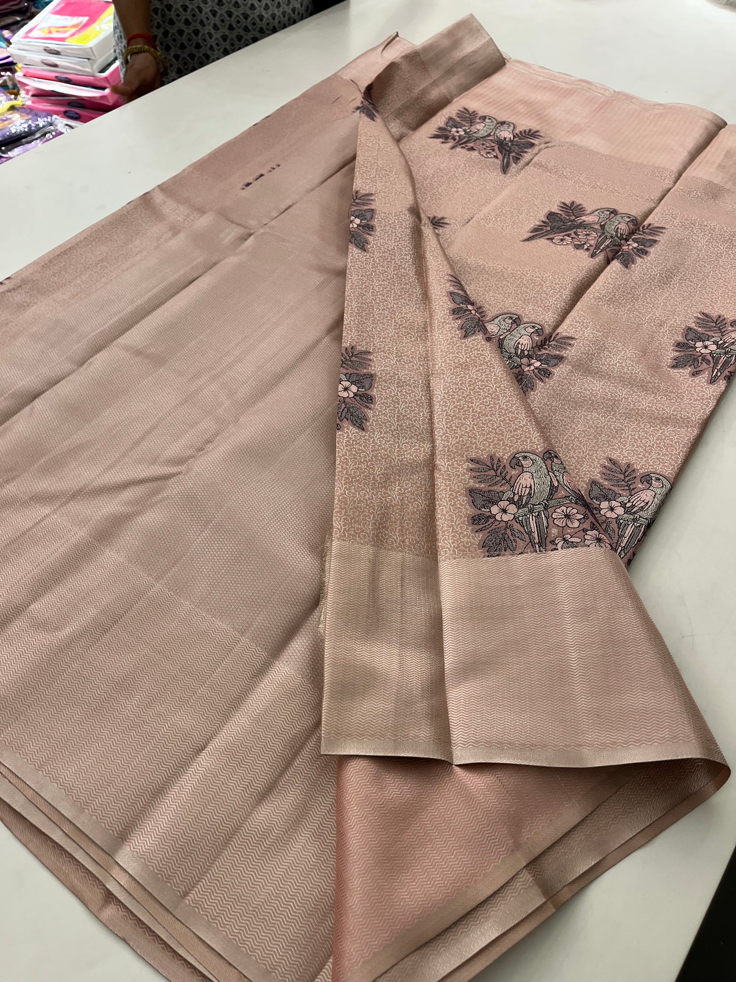 Tissue Silk Fancy All over weaving