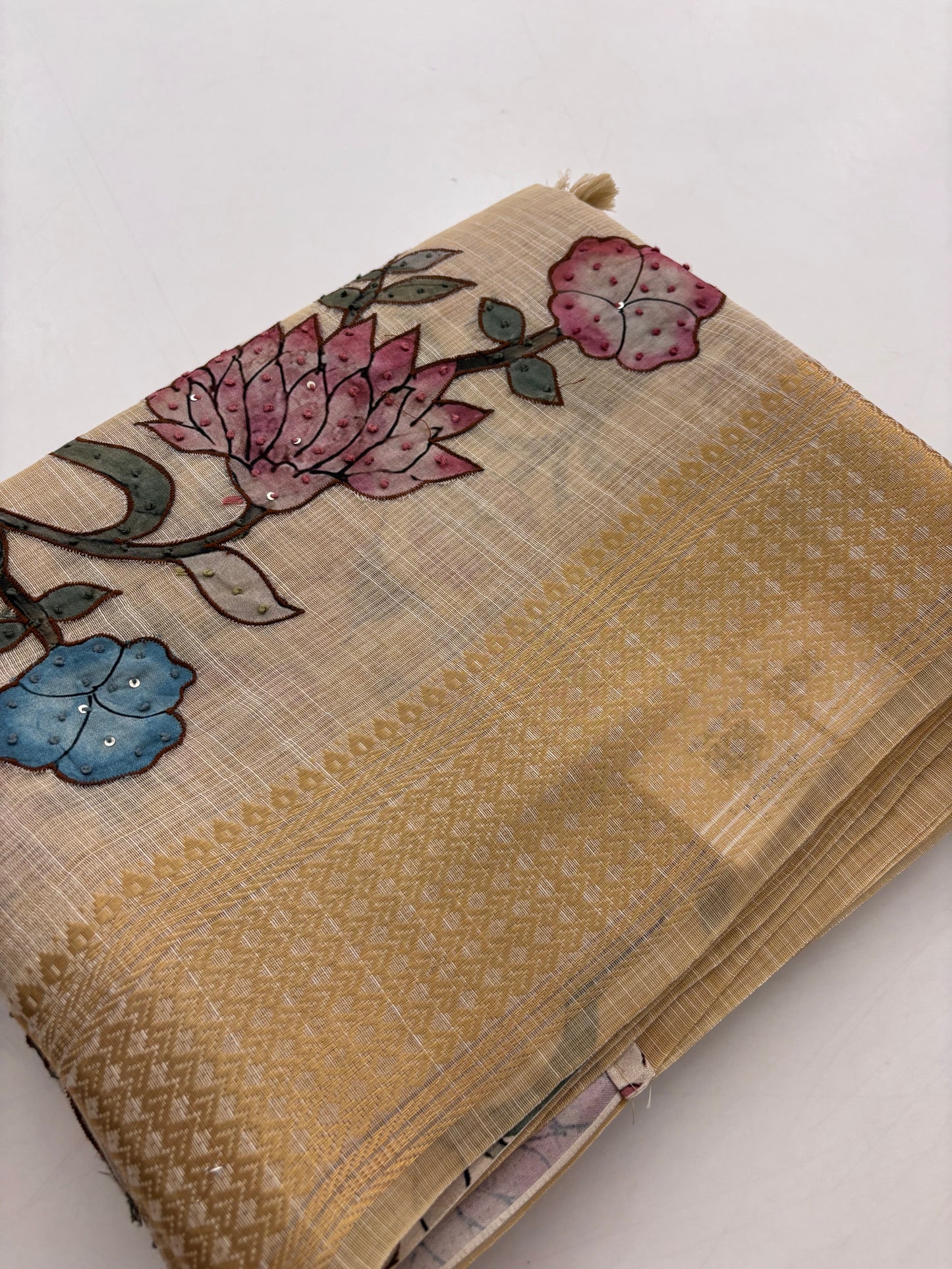 Knot work cotton designer