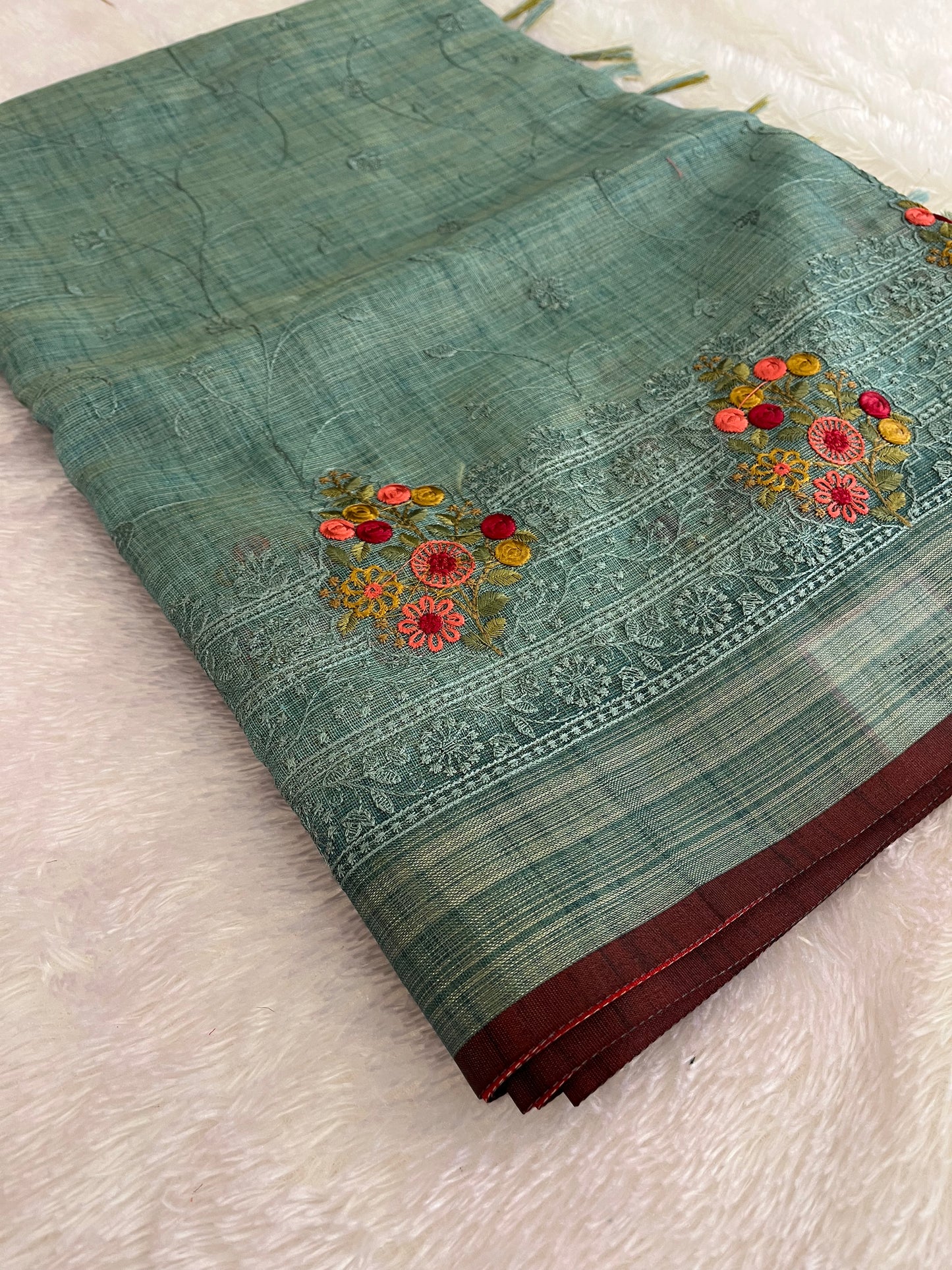 Designer linen Fancy Embroidery Buttas