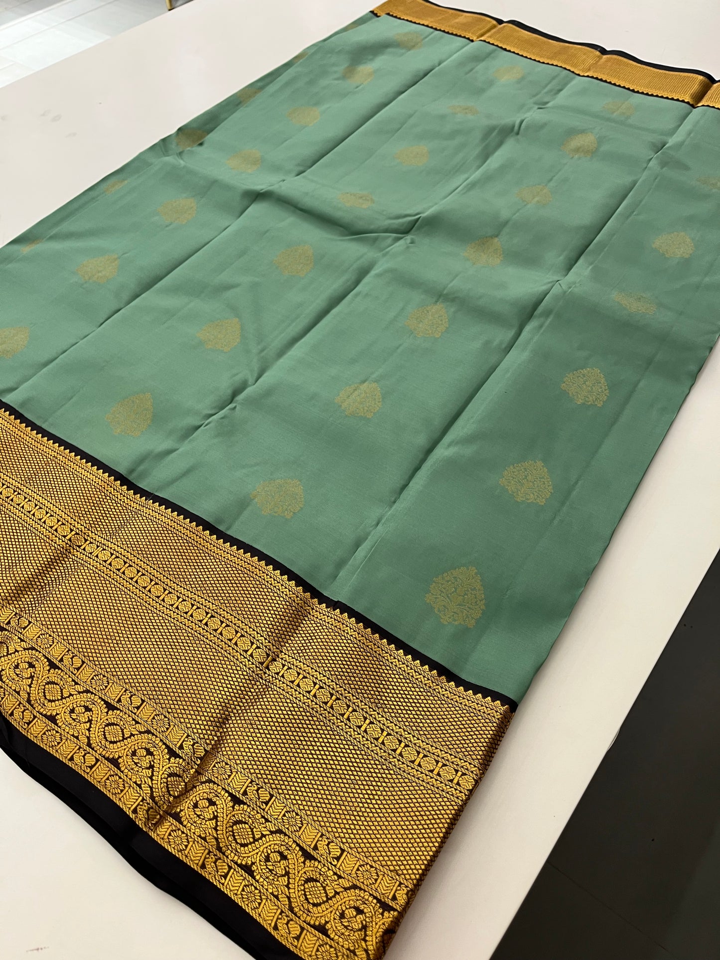 Seagreen Xsnuff Puremix silk saree