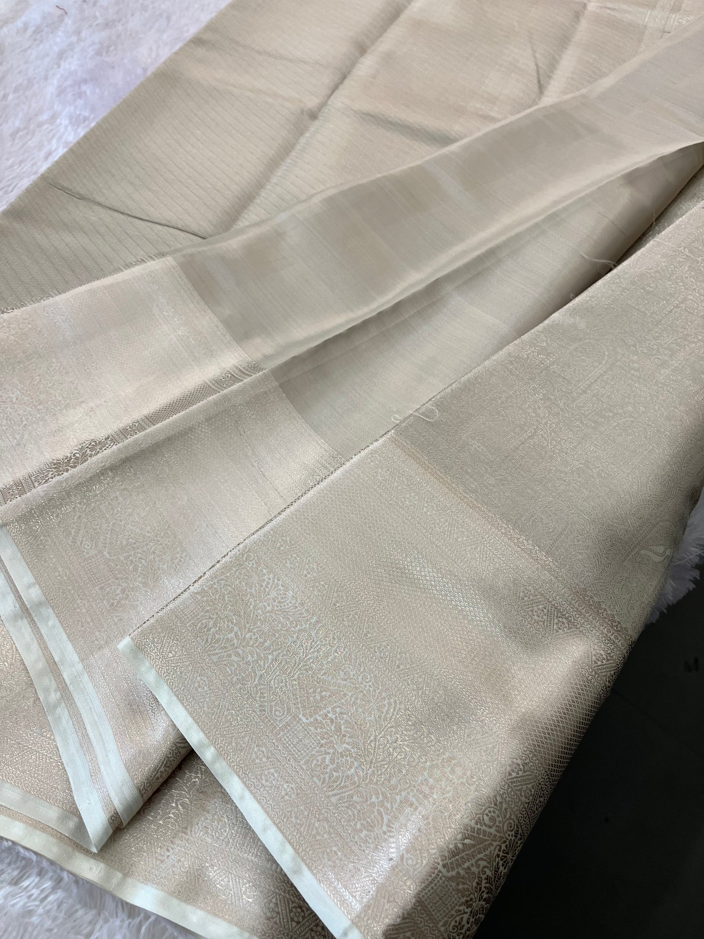 Semi tissue silk