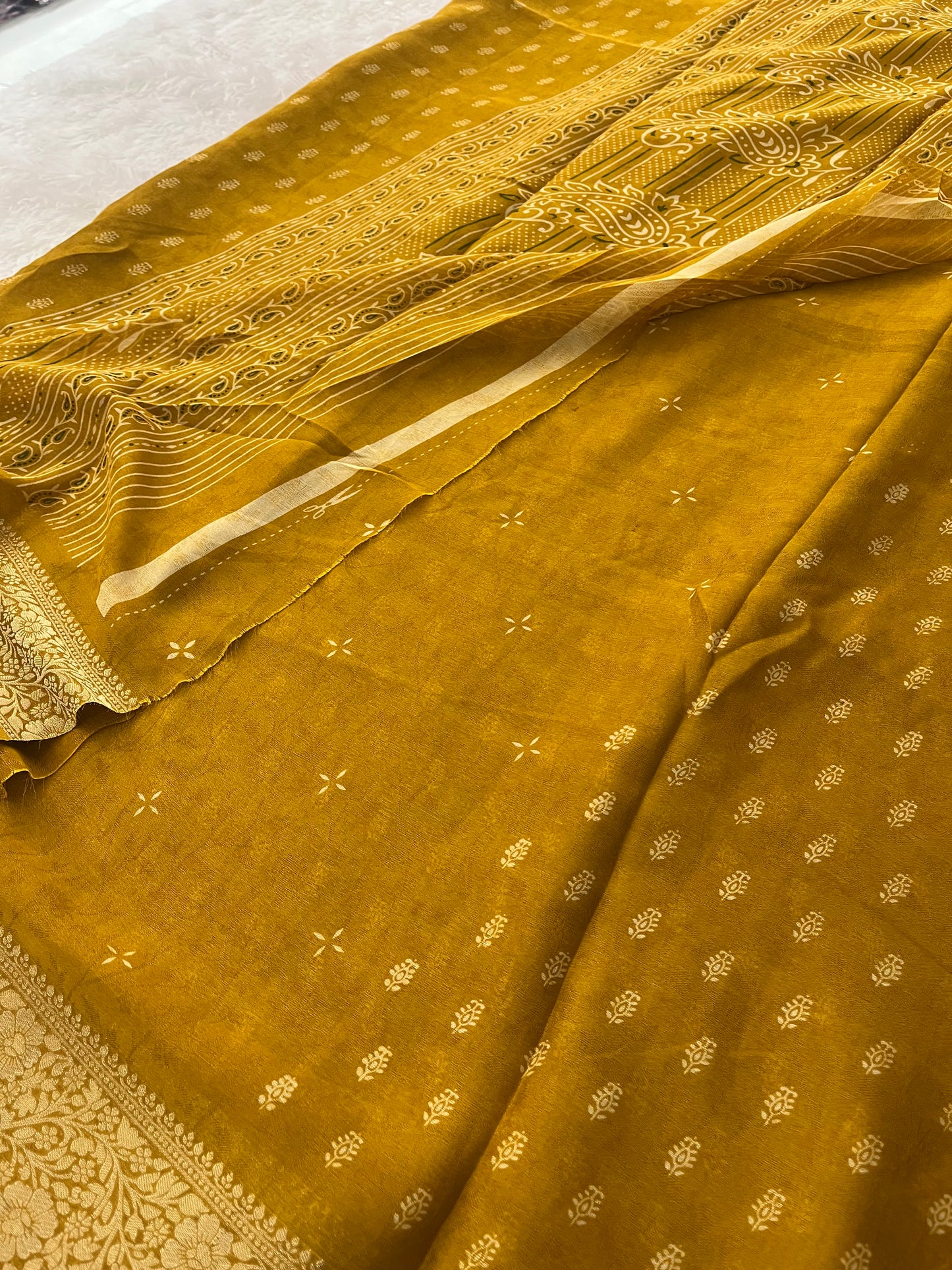 Chiffon Butties-M12