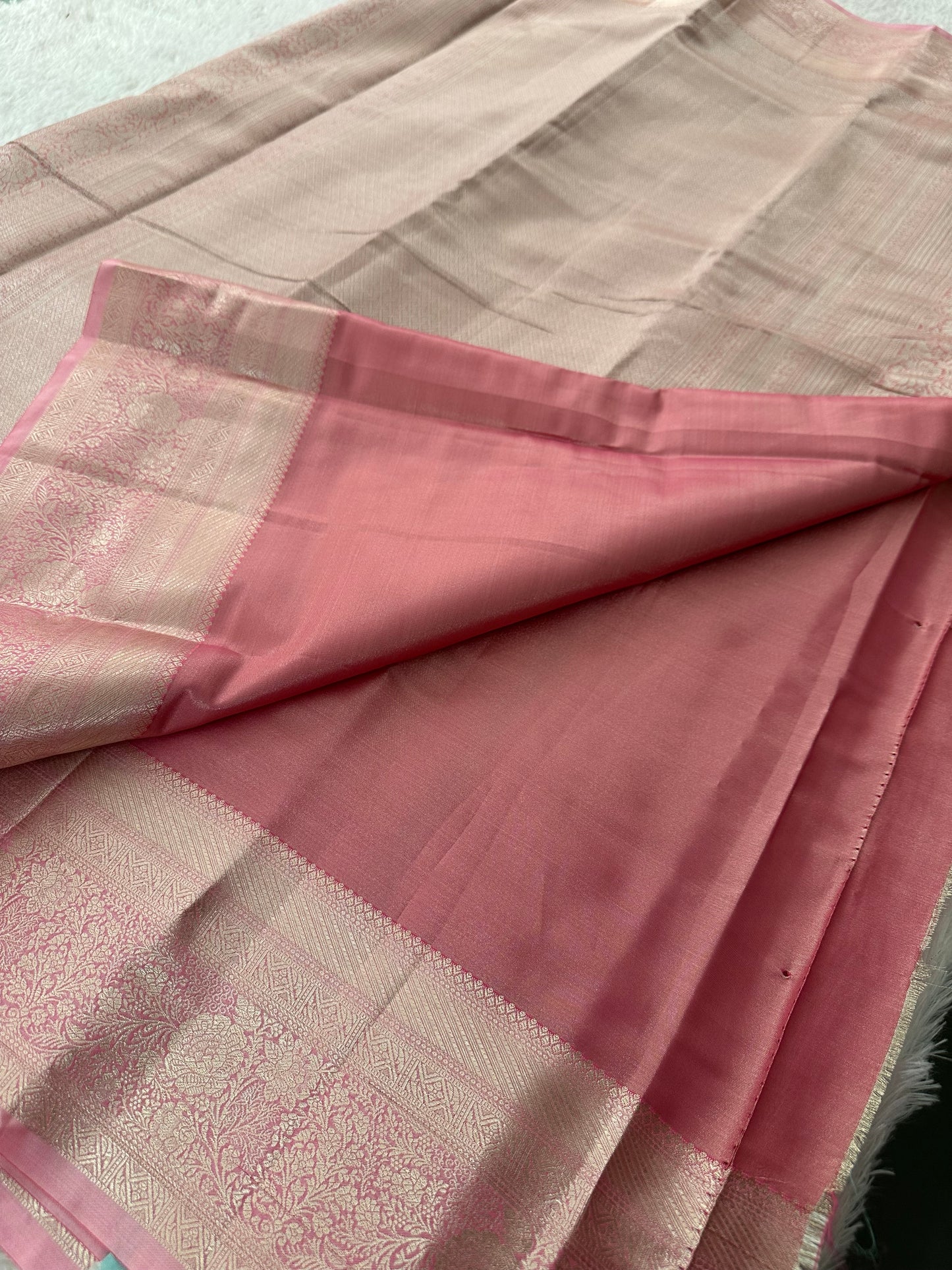 Kanchi Tissue Semi Silk-M16
