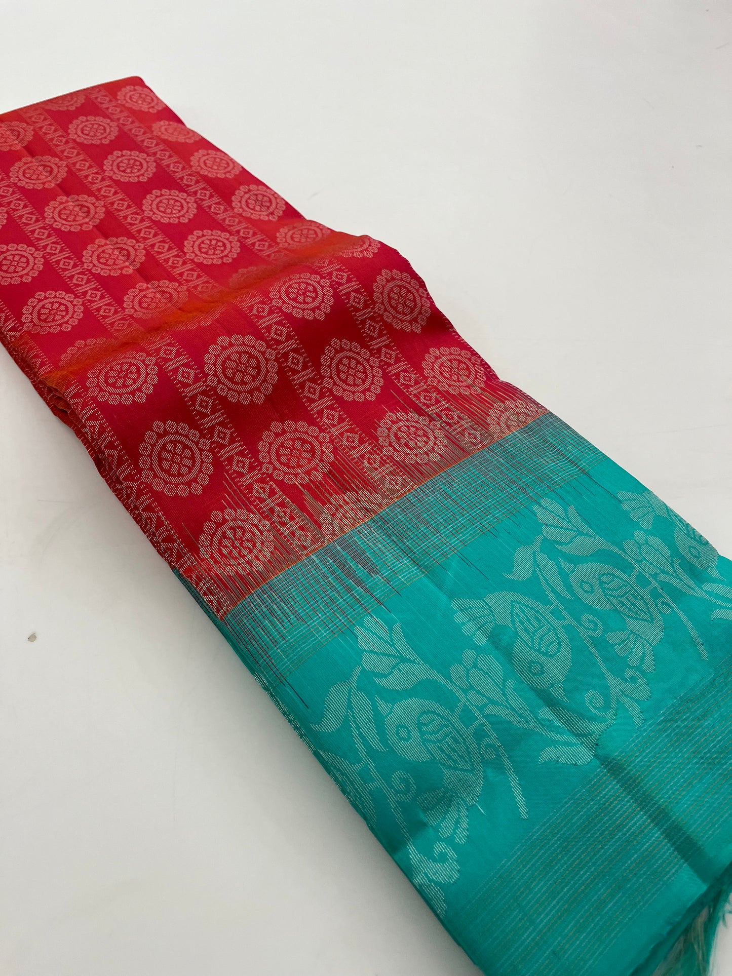 Pure Kanchipuram silk saree with silk mark certified