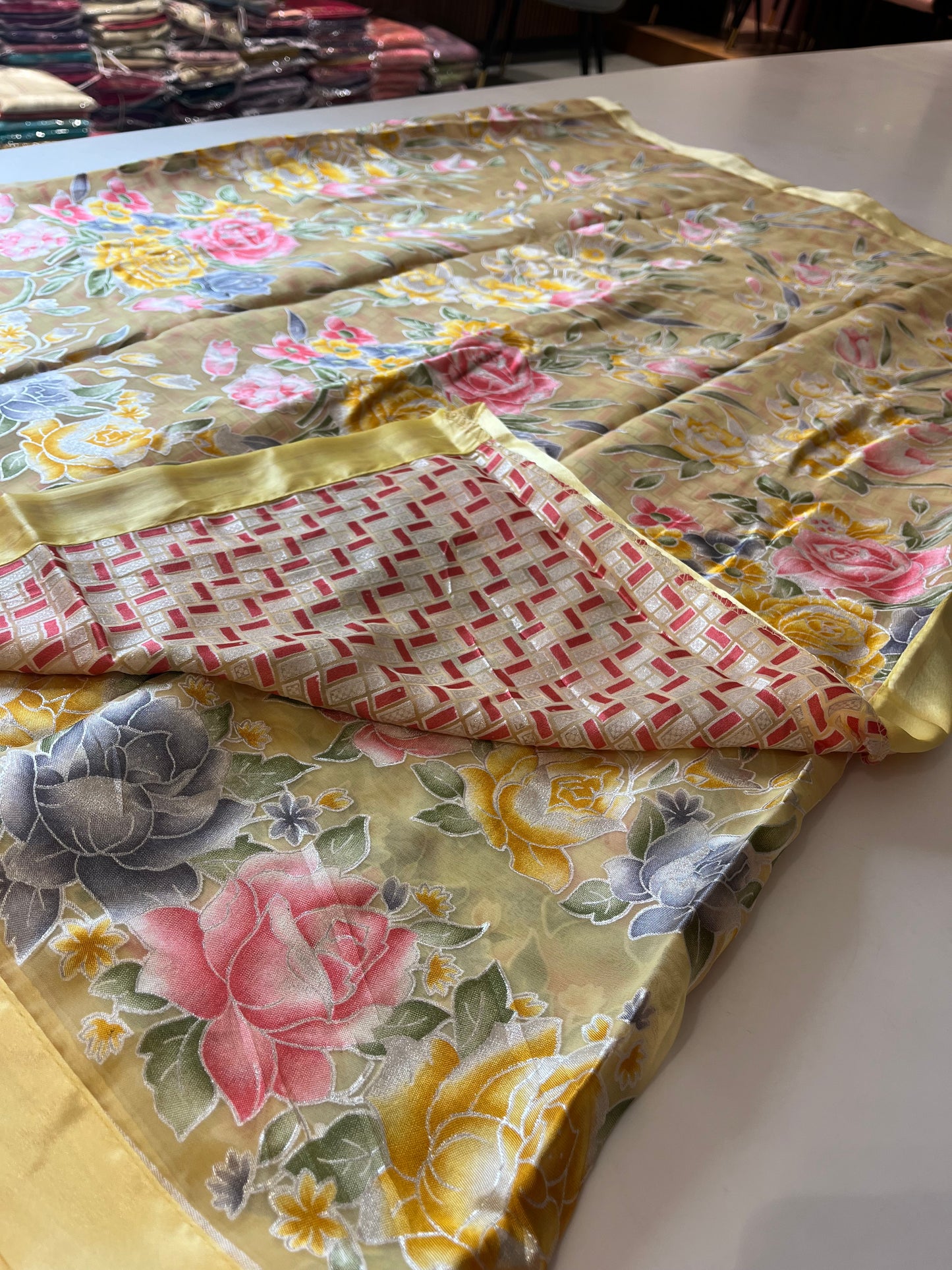 Brosso Chiffon satin Border Premium