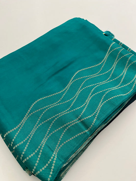 Chinnon Silk Premium Lily Green x Red-1121