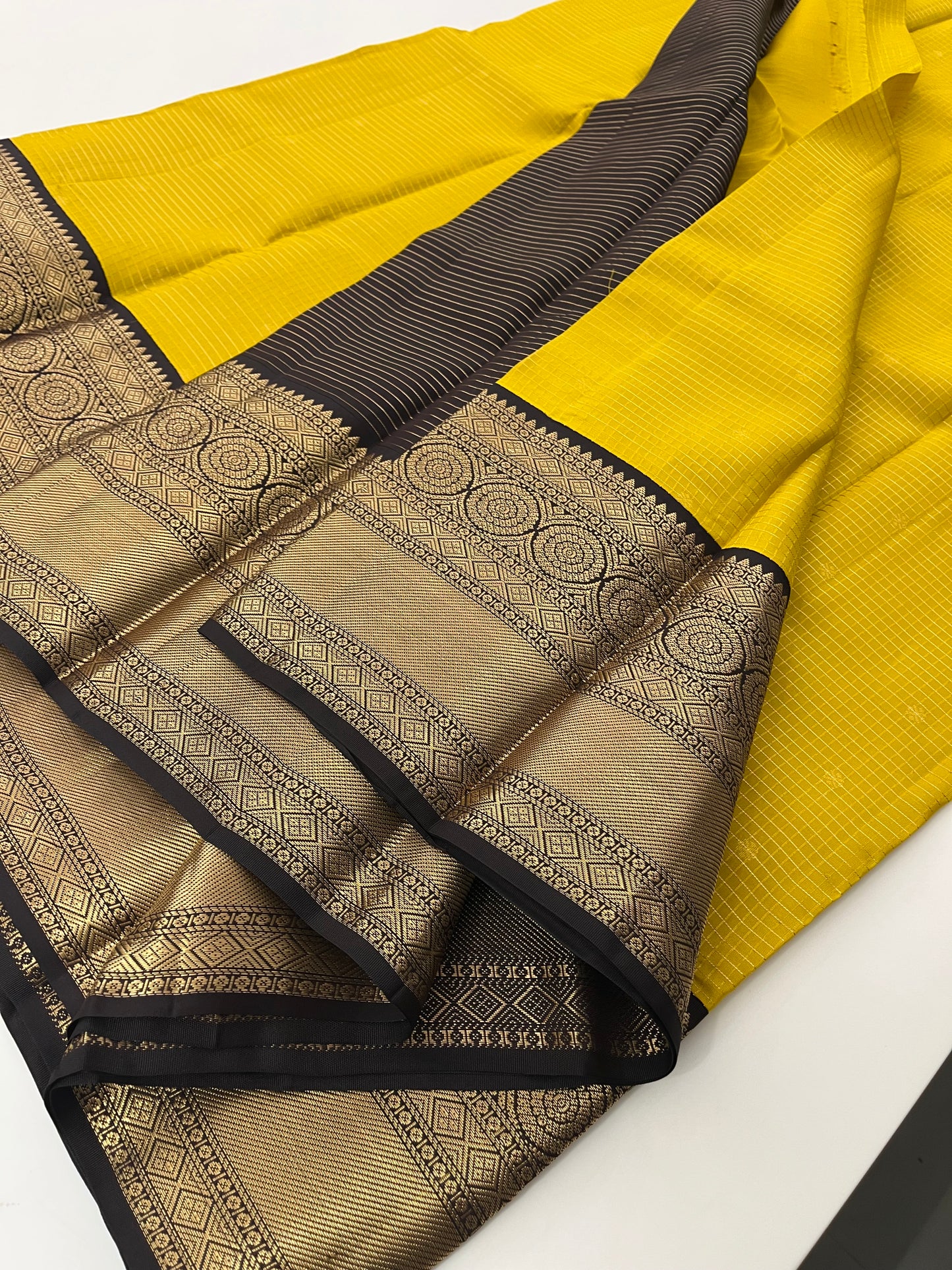 Pure Kanchipuram silk saree with silk mark certified