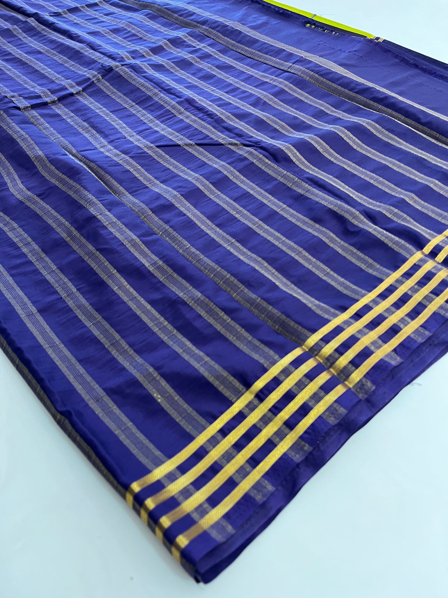 Vajra Silk Super Flowly