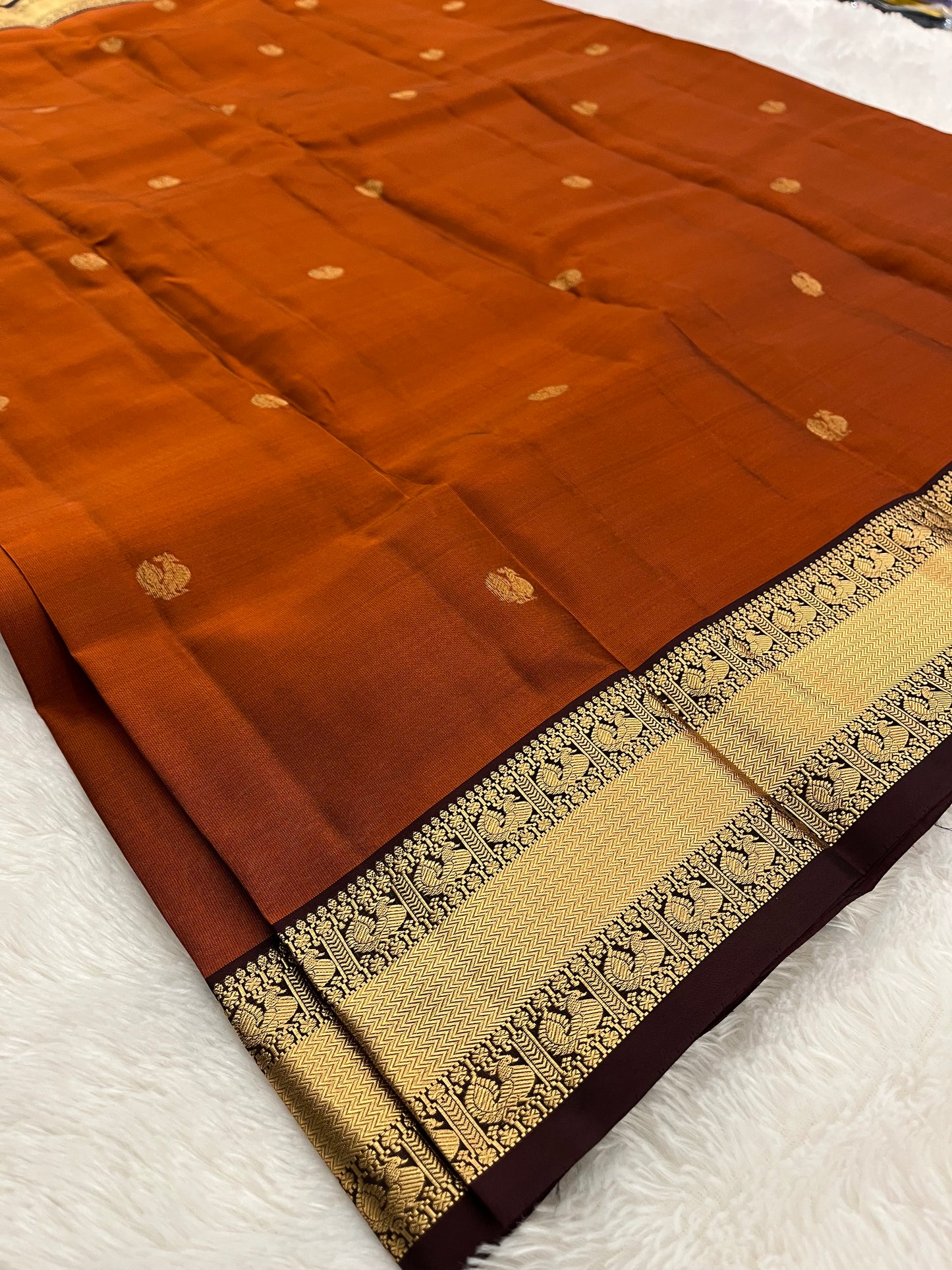 Rustic Orange X Wine Kanchi Pattu Saree