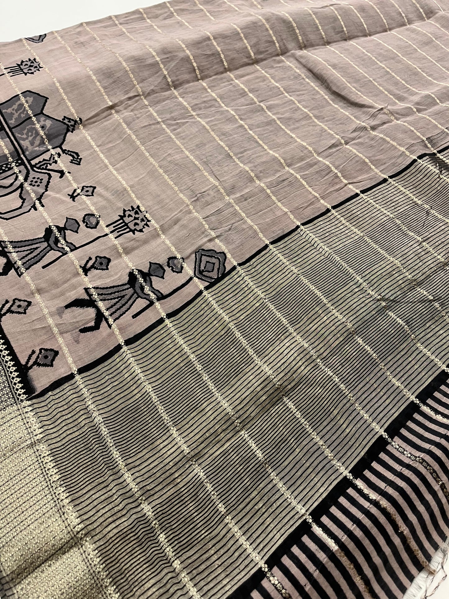Rajasthan folk print fancy saree