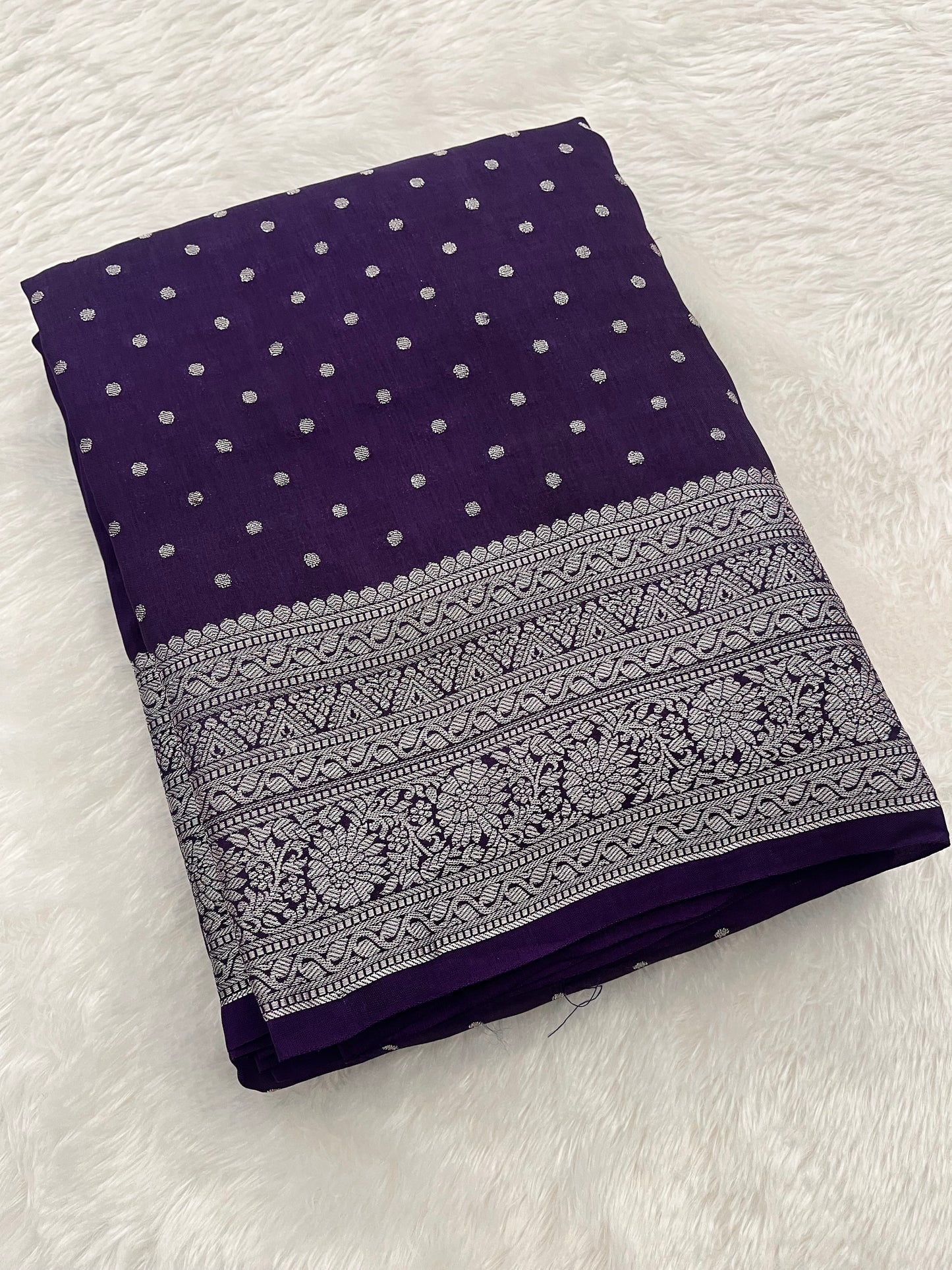M7 Silver Dots kaddi fancy