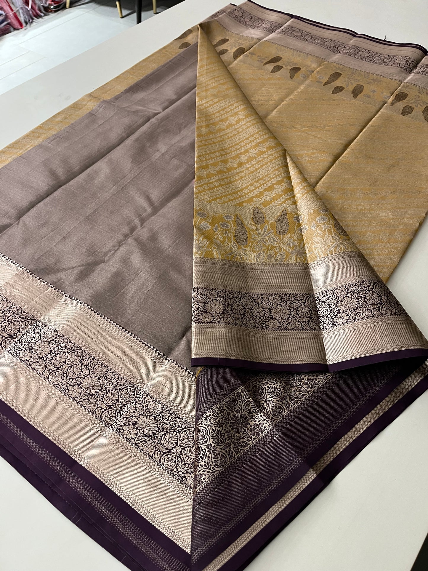 Tissue kanchi semi silk