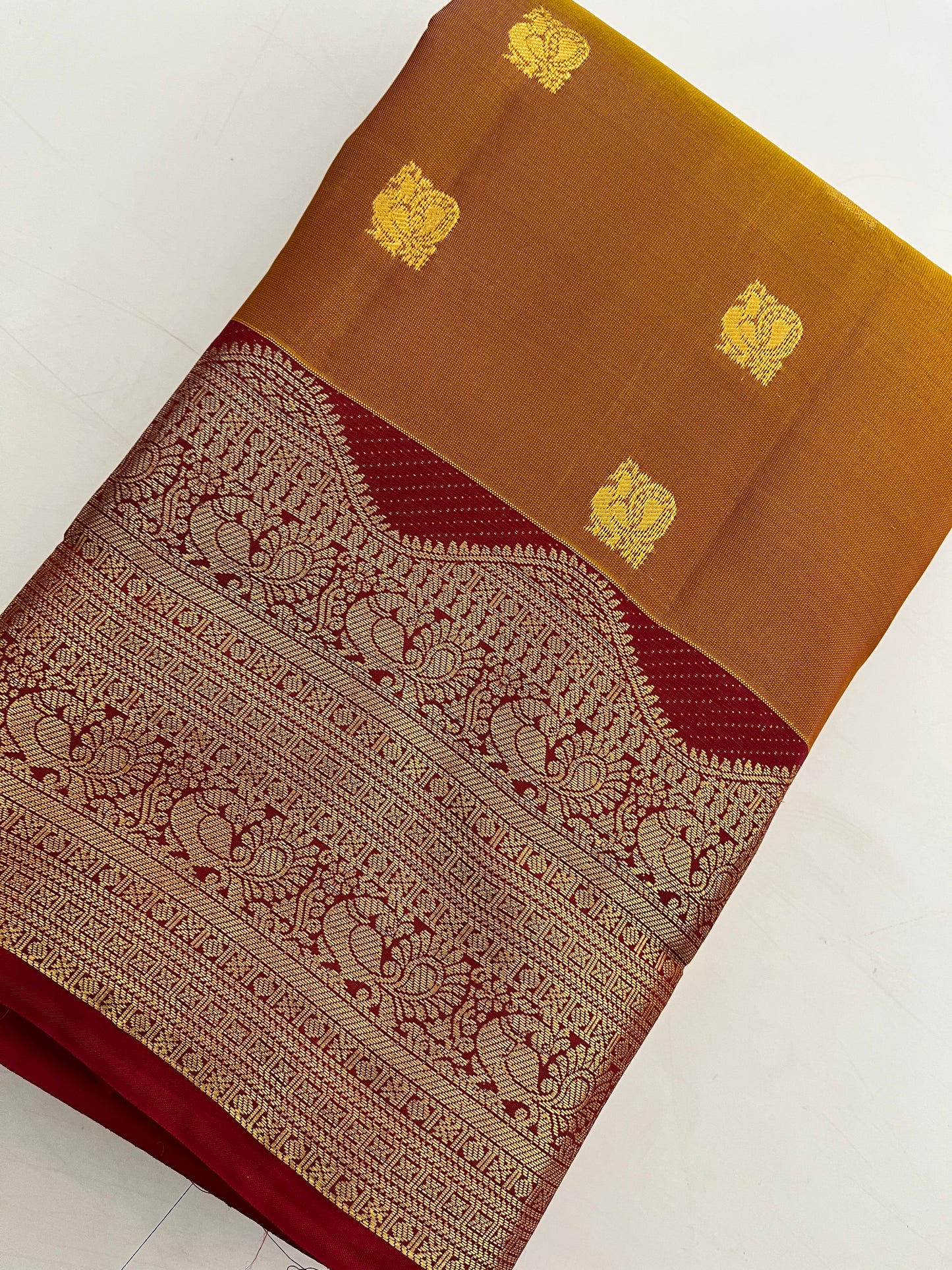 Kanchi Pattu Silk Saree