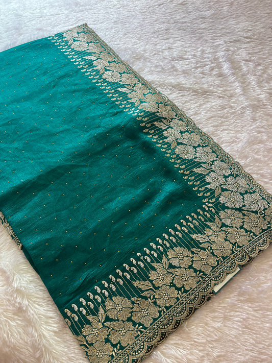 Scallop borde Fancy saree