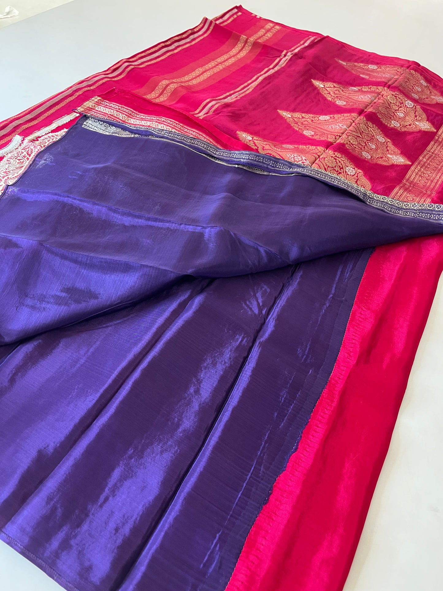 Fancy Chinnon Borderless