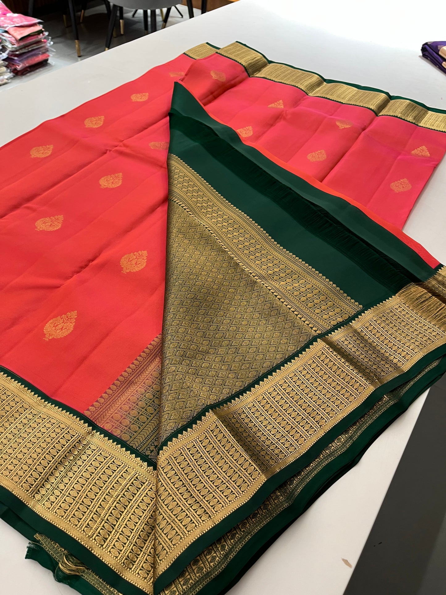 Kanchi Pattu Silk Saree
