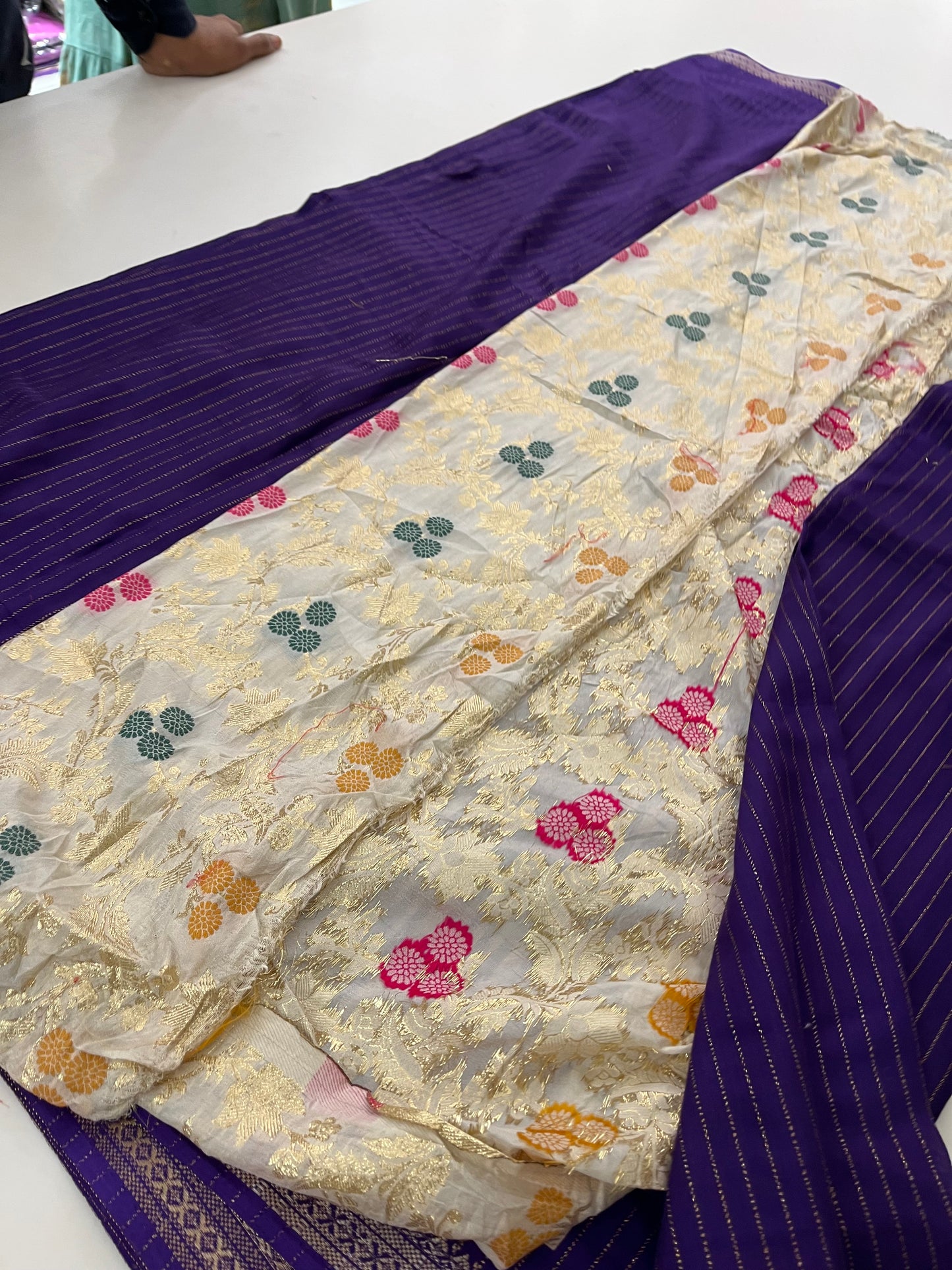 Tussar Zari Lines