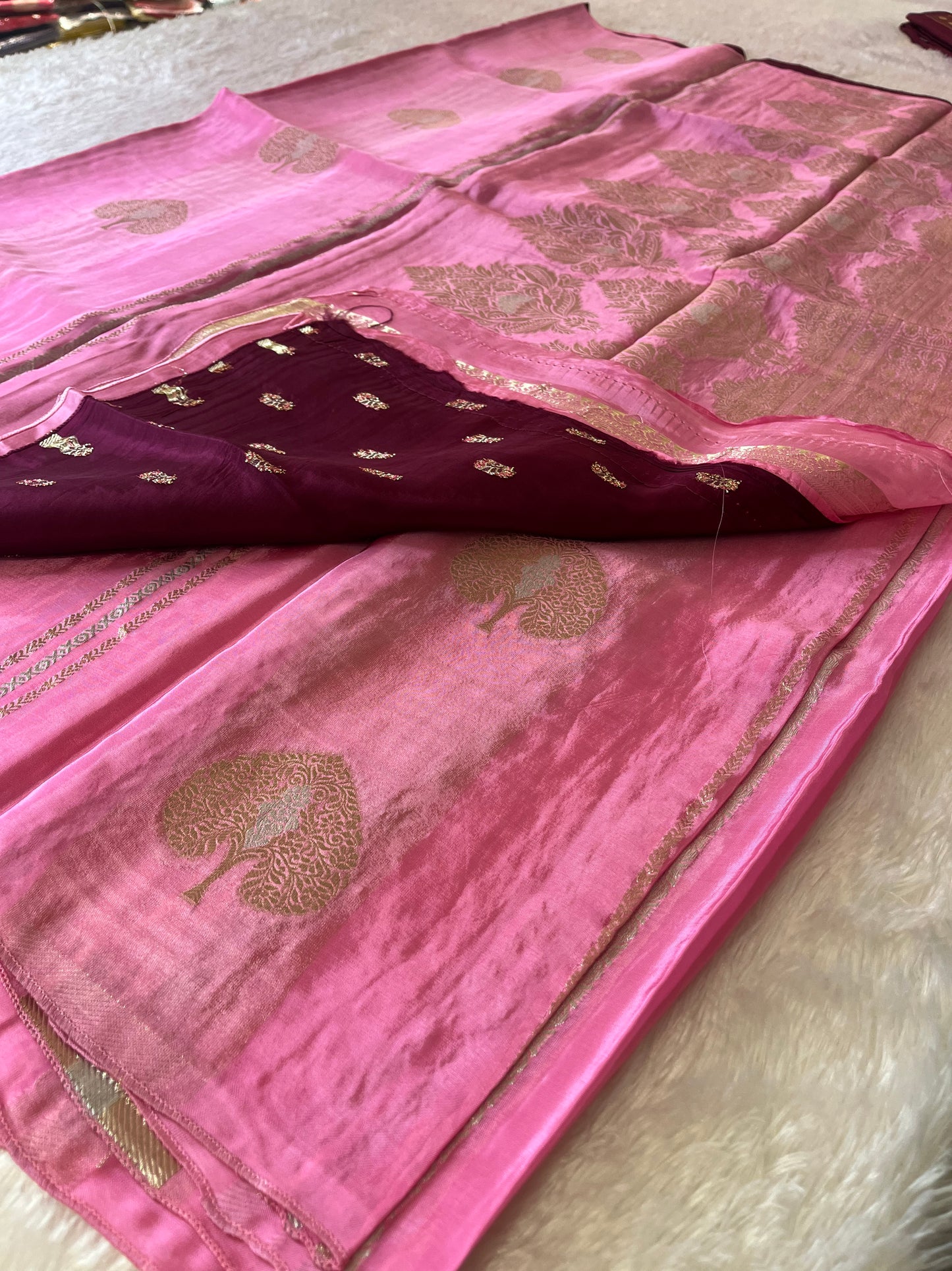 Fancy Chinnon Borderless