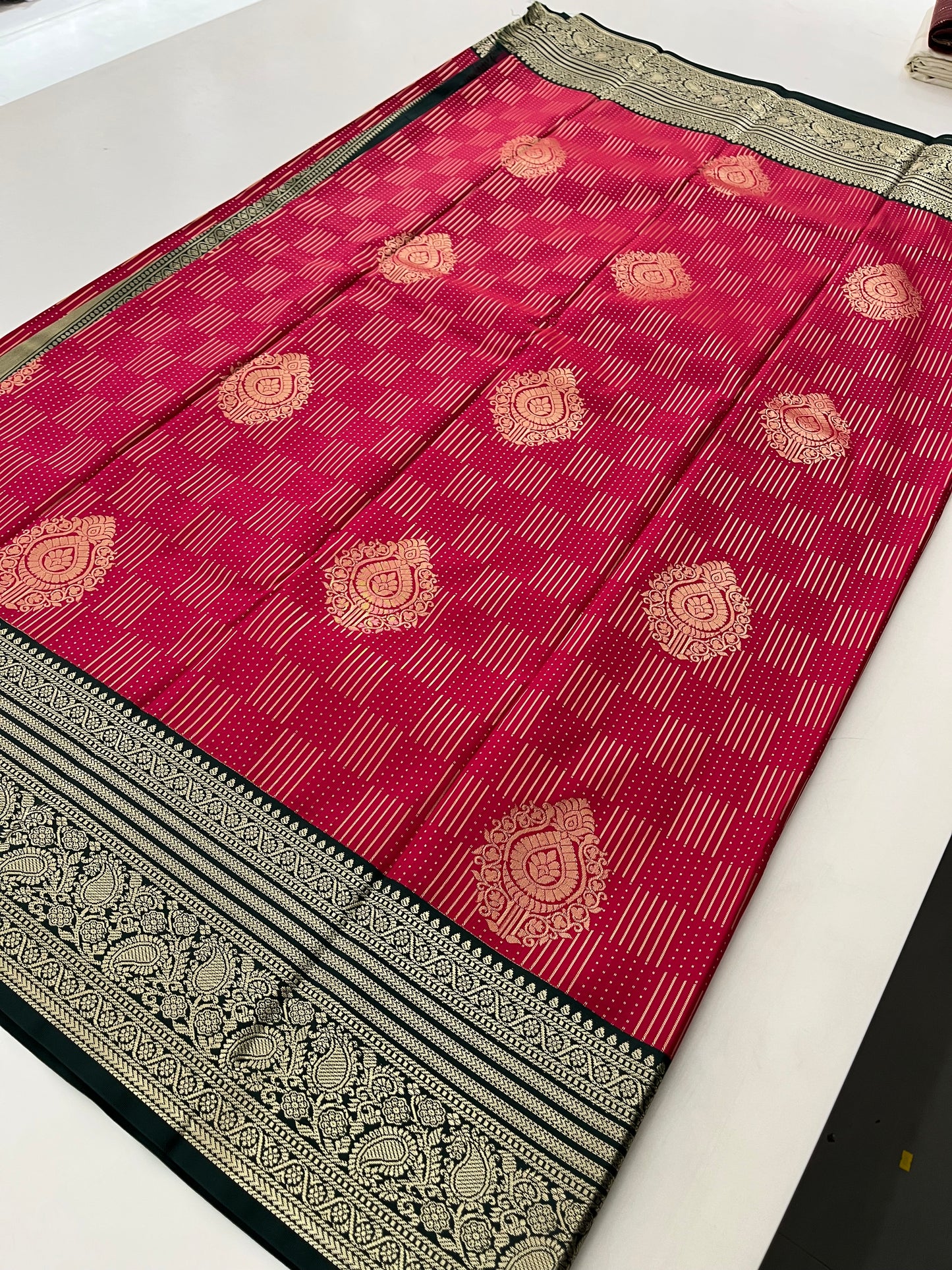 Ju9 Semi Silk
